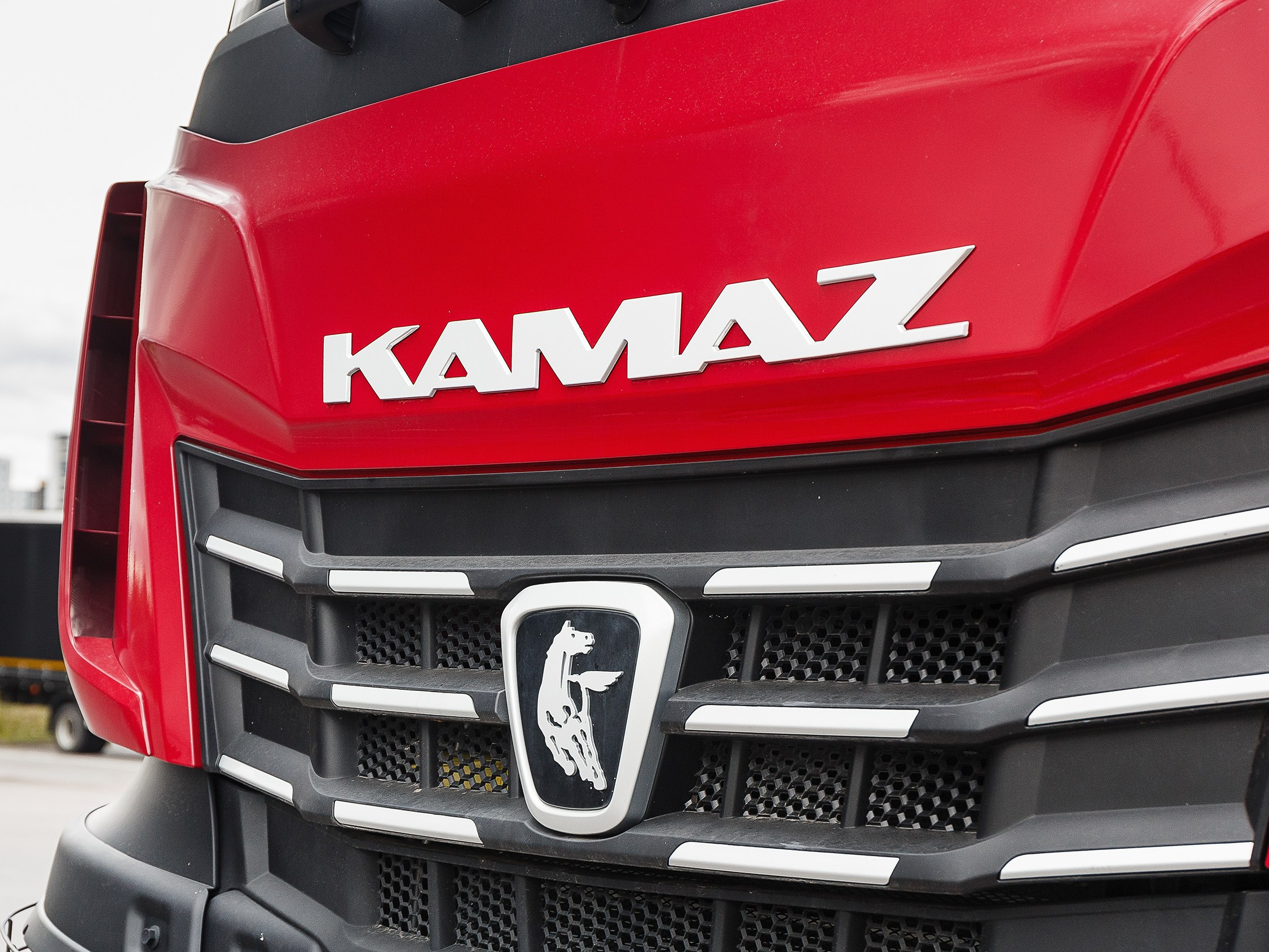 Автомобильный фотограф в СПб. Репортажная фотосъёмка в Санкт-Петербурге. Фотограф на мероприятие: выставки, презентации, автогонки. Фото для сайта, отчётов и публикации в сми. Профессиональный фотограф Сергей Пушкин. Промышленная фотосъёмка. Автопром. Фотосъёмка авто и спецтехники. Профессиональные фото большегрузов.