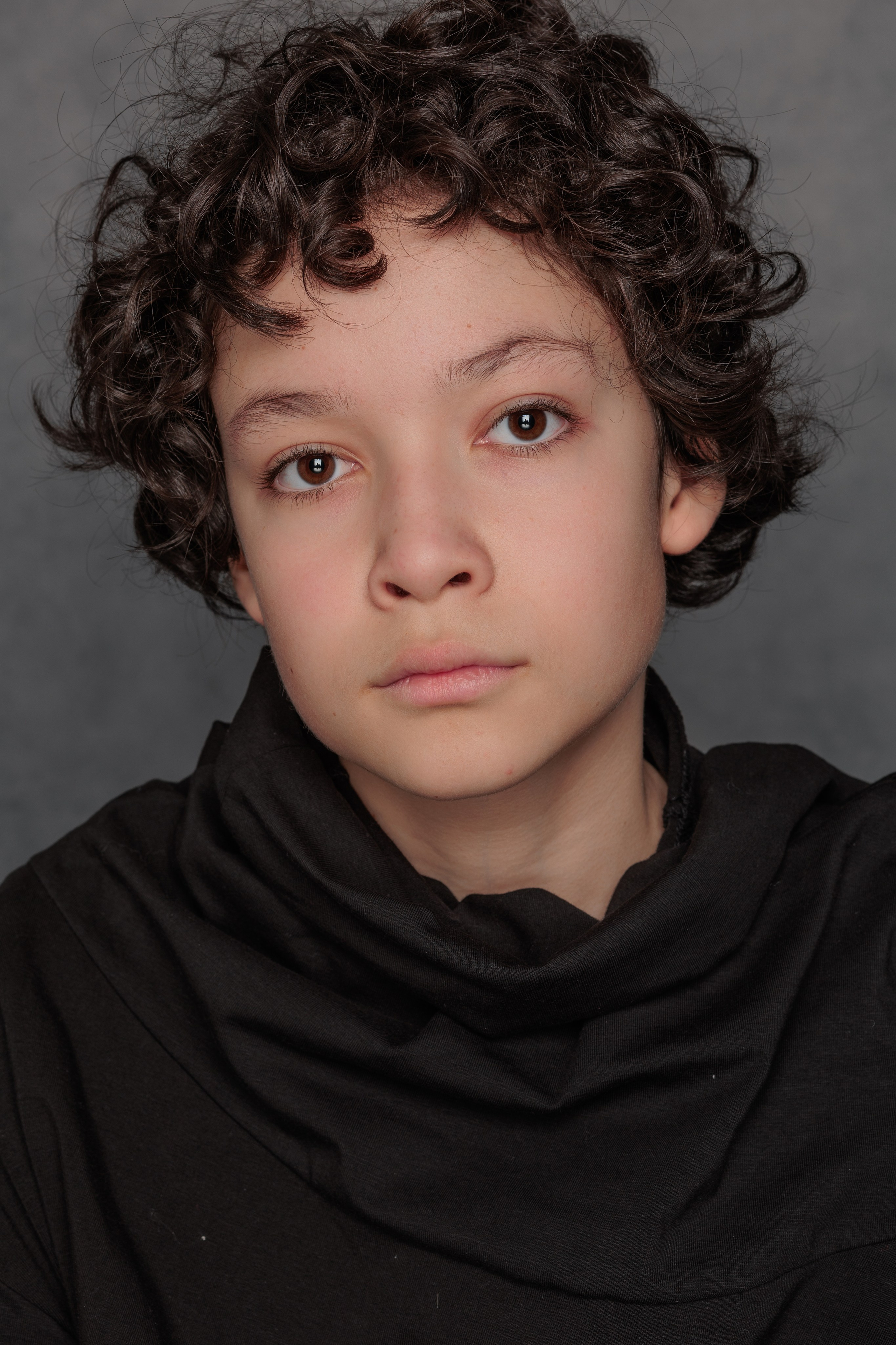 ЛЕОН. Я фотограф из Москвы к Вашим услугам