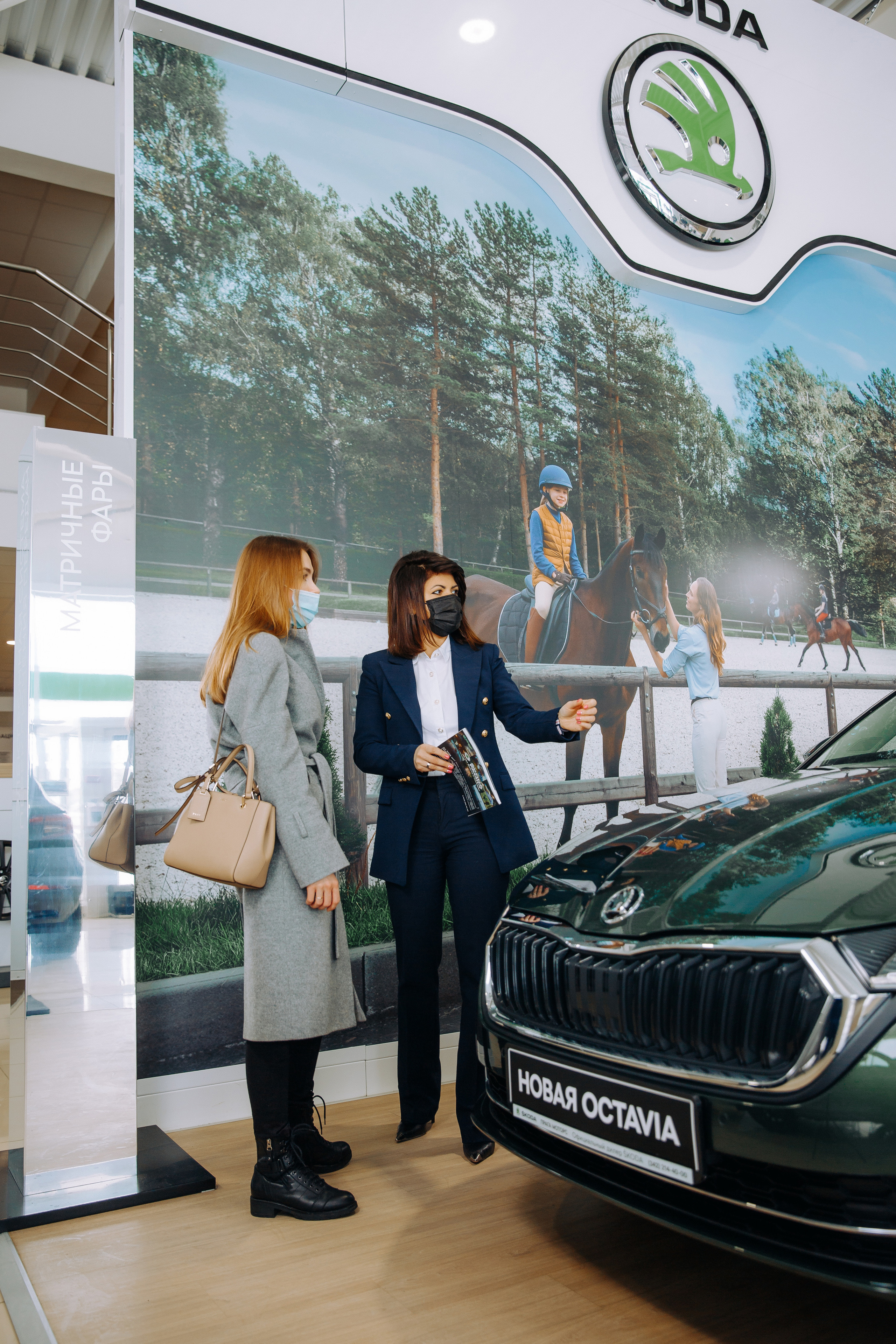 АВТОСАЛОНЫ. Фотосъемка свадебных, семейных и корпоративных мероприятий в Перми