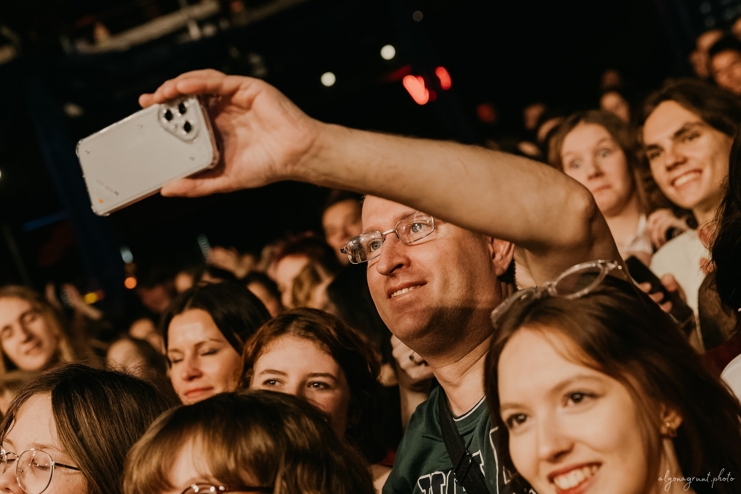 Сова, фоторепортаж, СПб, Космонавт, 18.12.2025. Алена Адрианова: фотограф в Санкт-Петербурге