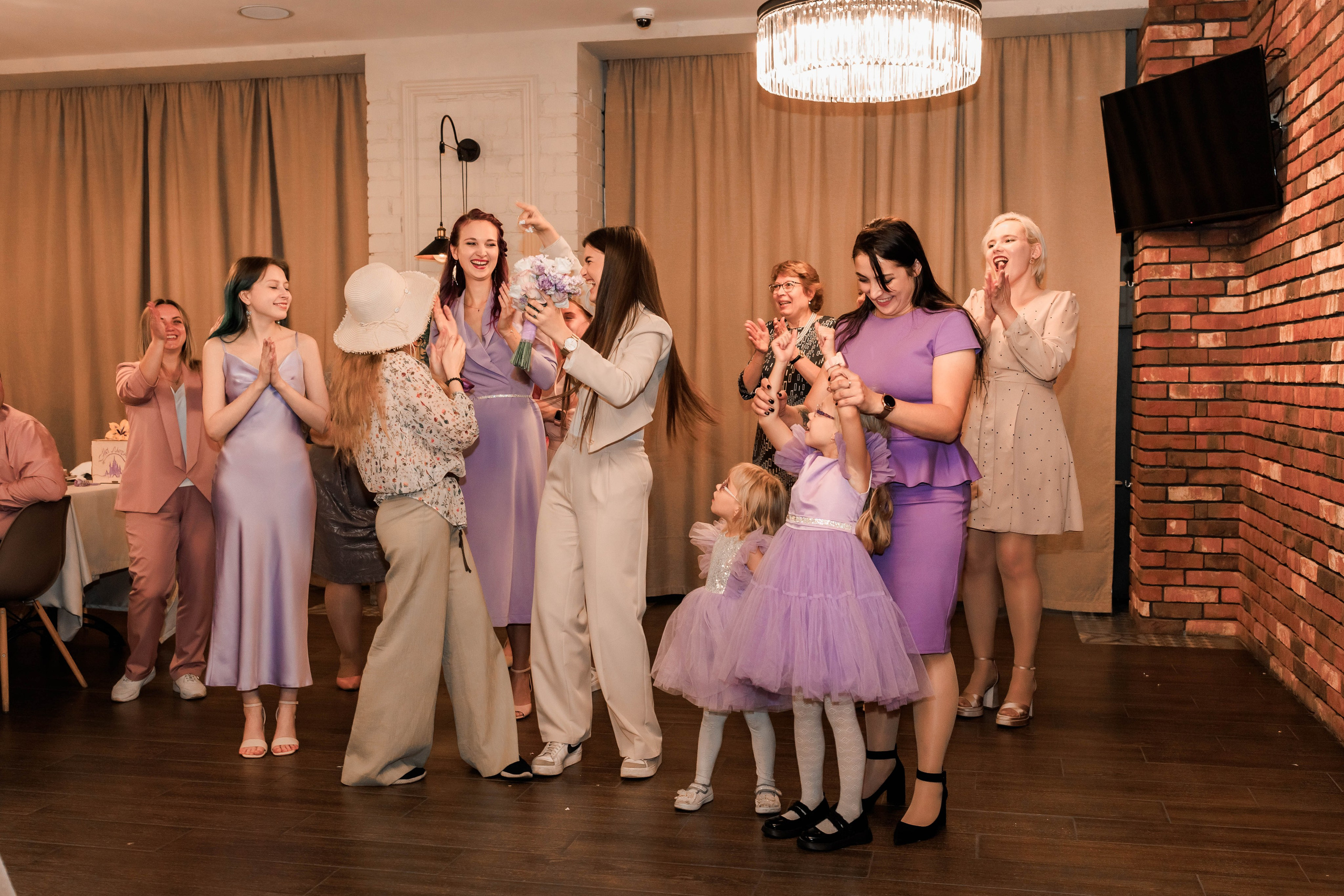 Елизавета и Кирилл. Свадебный и семейный фотограф в городе Россошь и Воронежской области