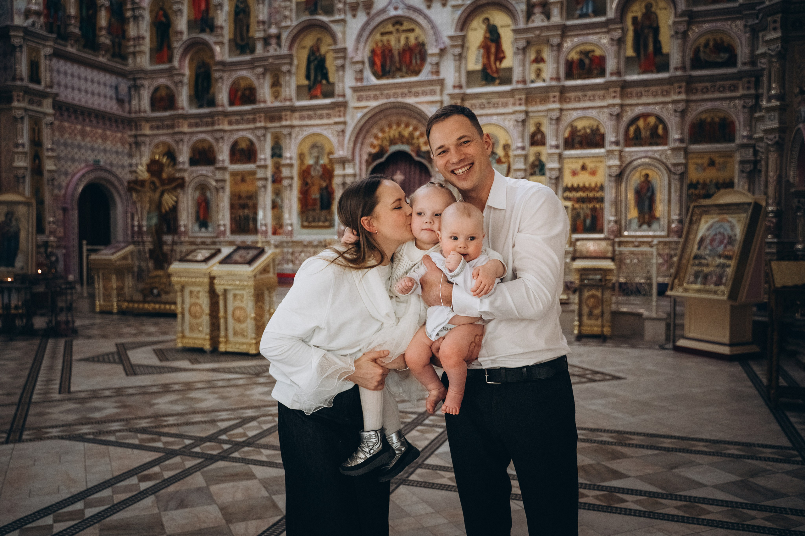 Крещение Фёдора (Храм Всех Святых) криптовый. Семейный фотограф в Минске Дарья Дреко