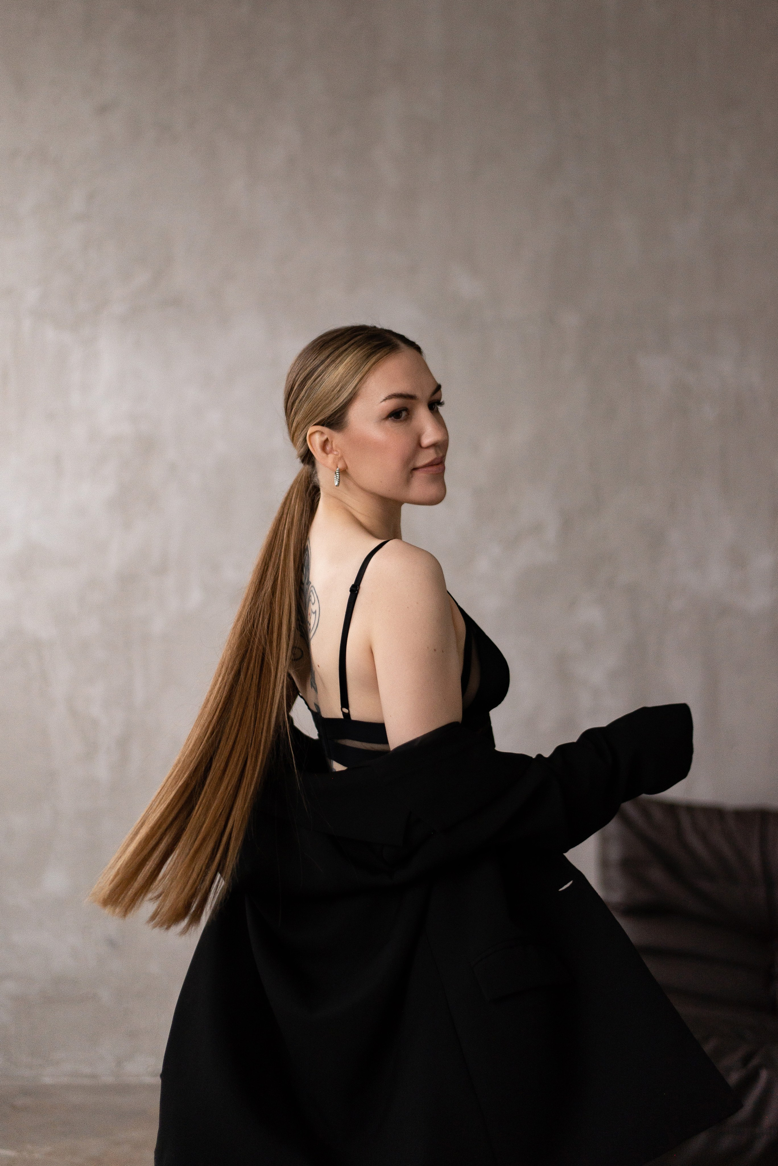 Смотреть серию. ЖЕНСКИЙ ФОТОГРАФ КРИСТИНА ВИГЕЛЬ