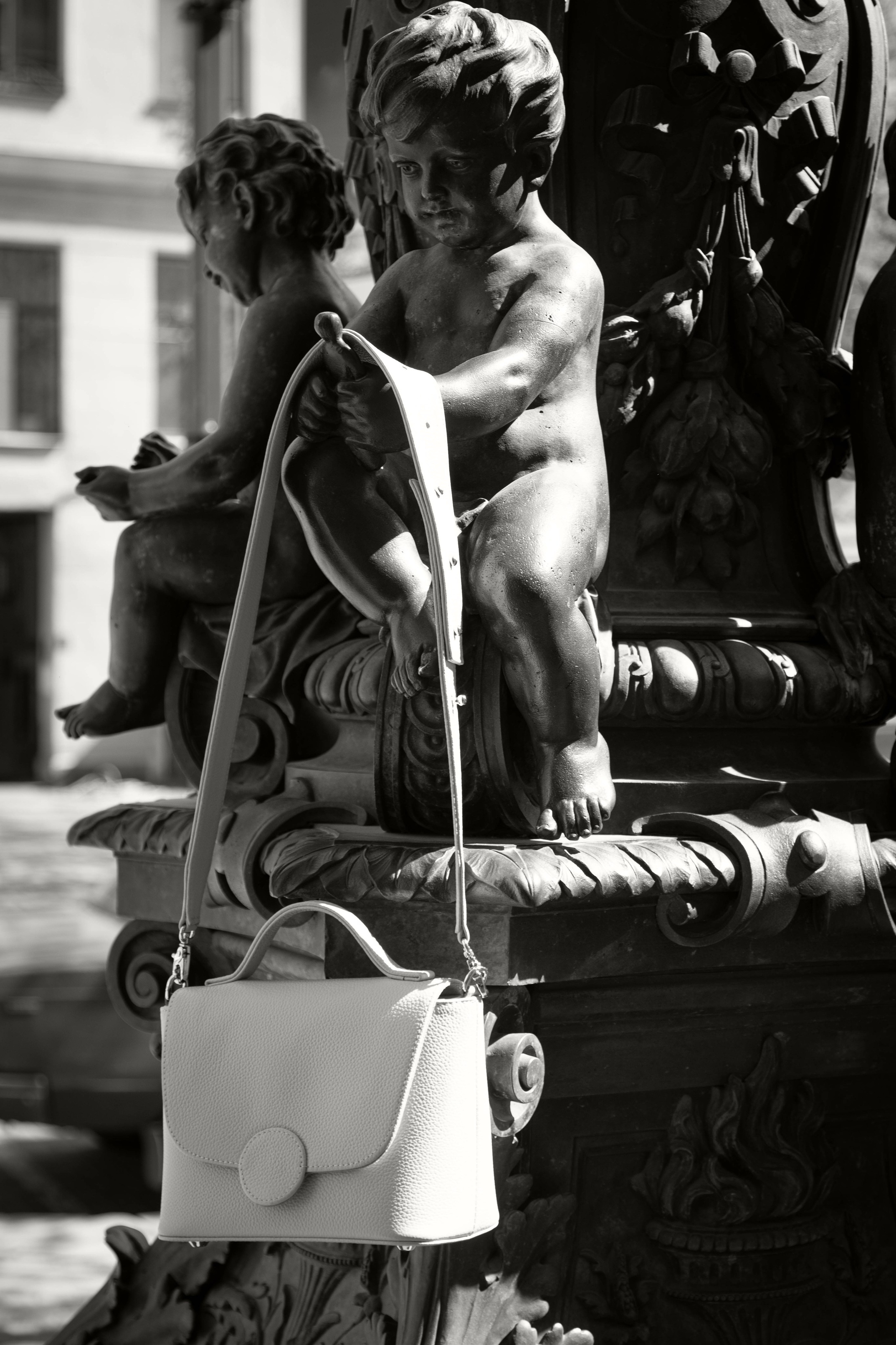 Вероника прогулка