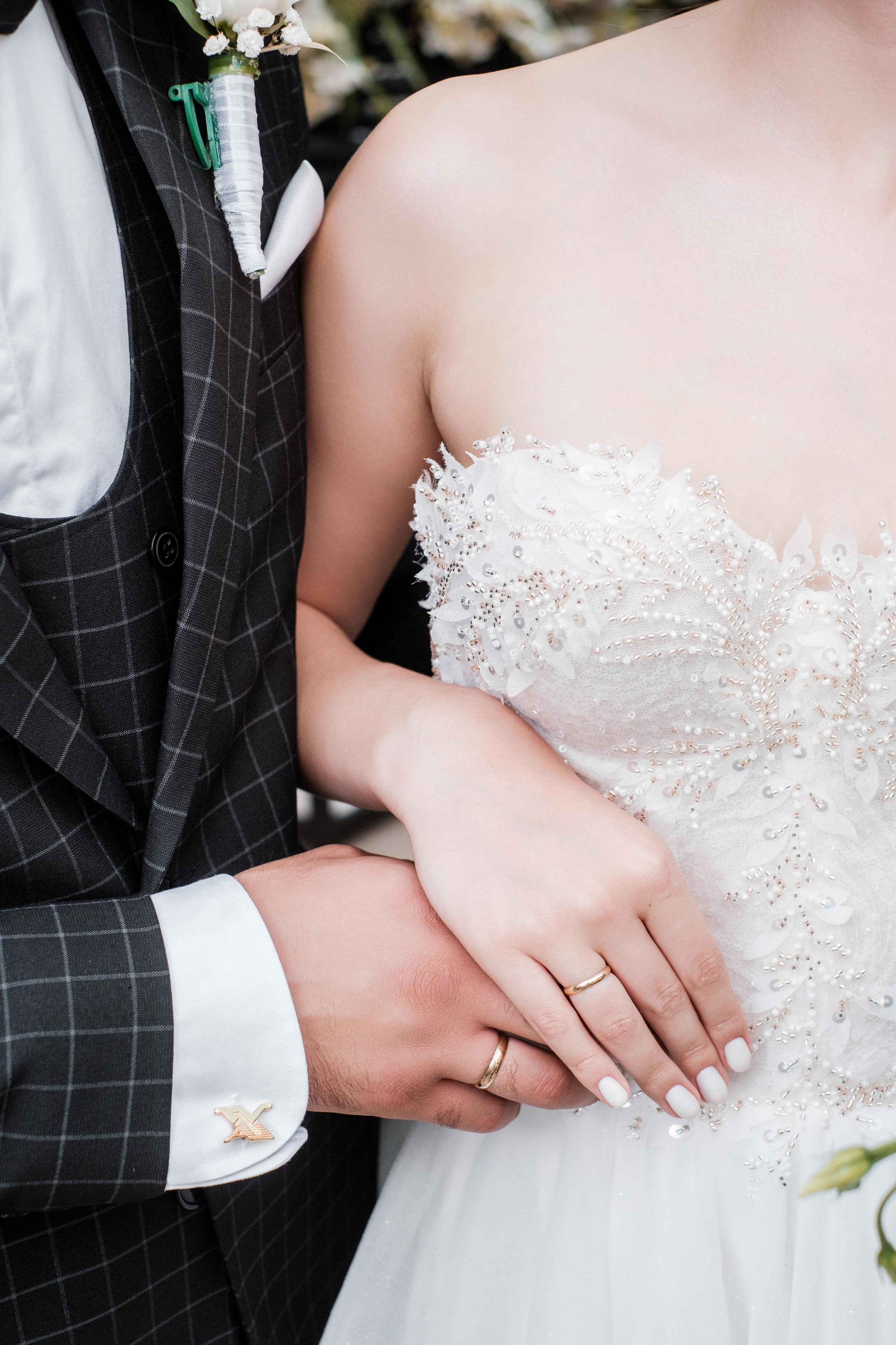 Свадебный и Студийный фотограф из Казахстана Артем Орлянский