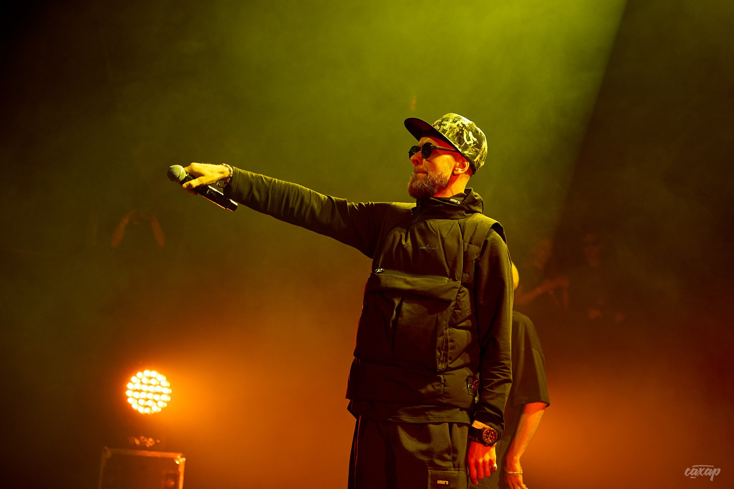 ONYX. Профессиональный фотограф в Екатеринбурге Юра Сахар