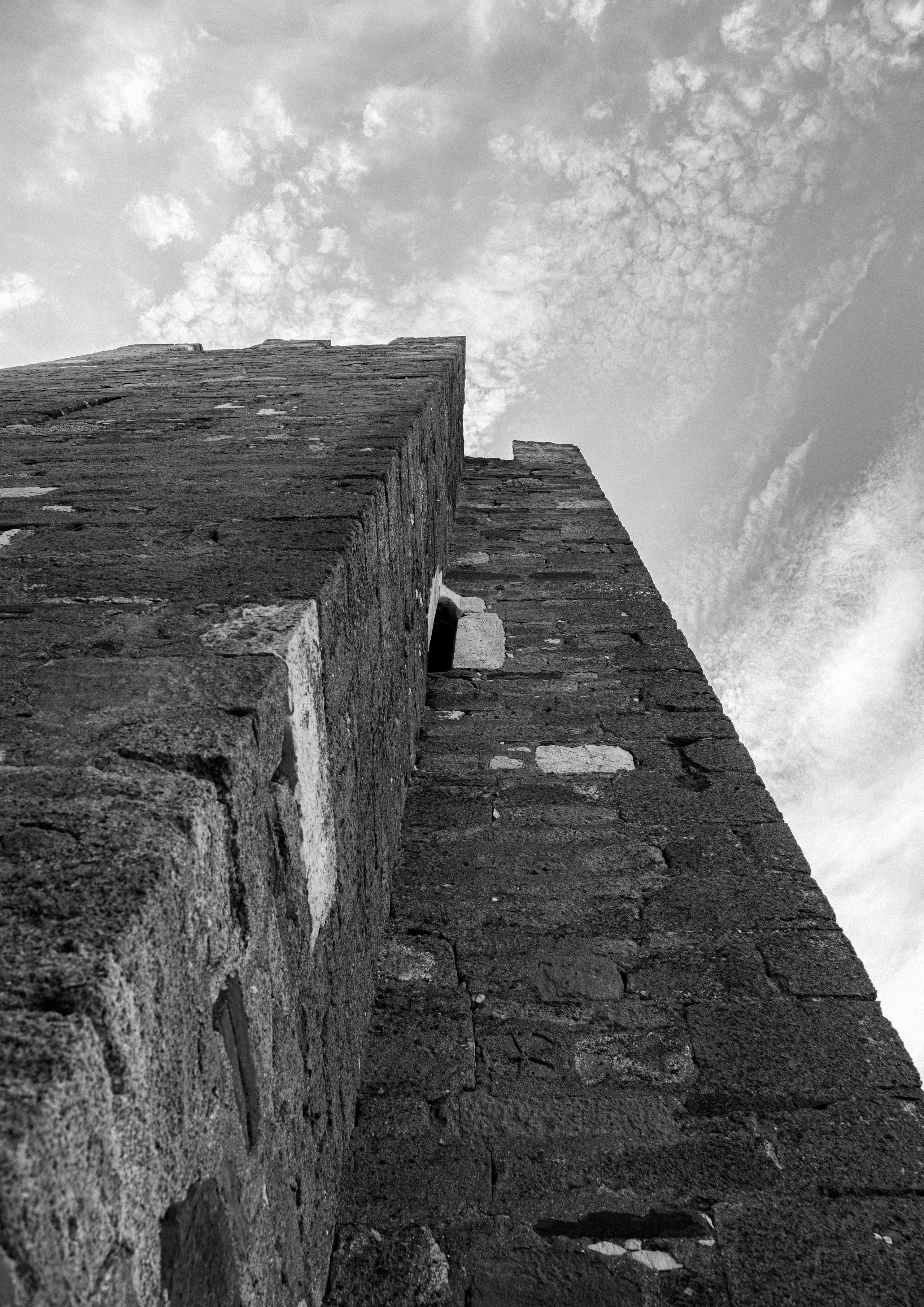 Фотовыставка. Крым в пейзажах и символах как история РФ