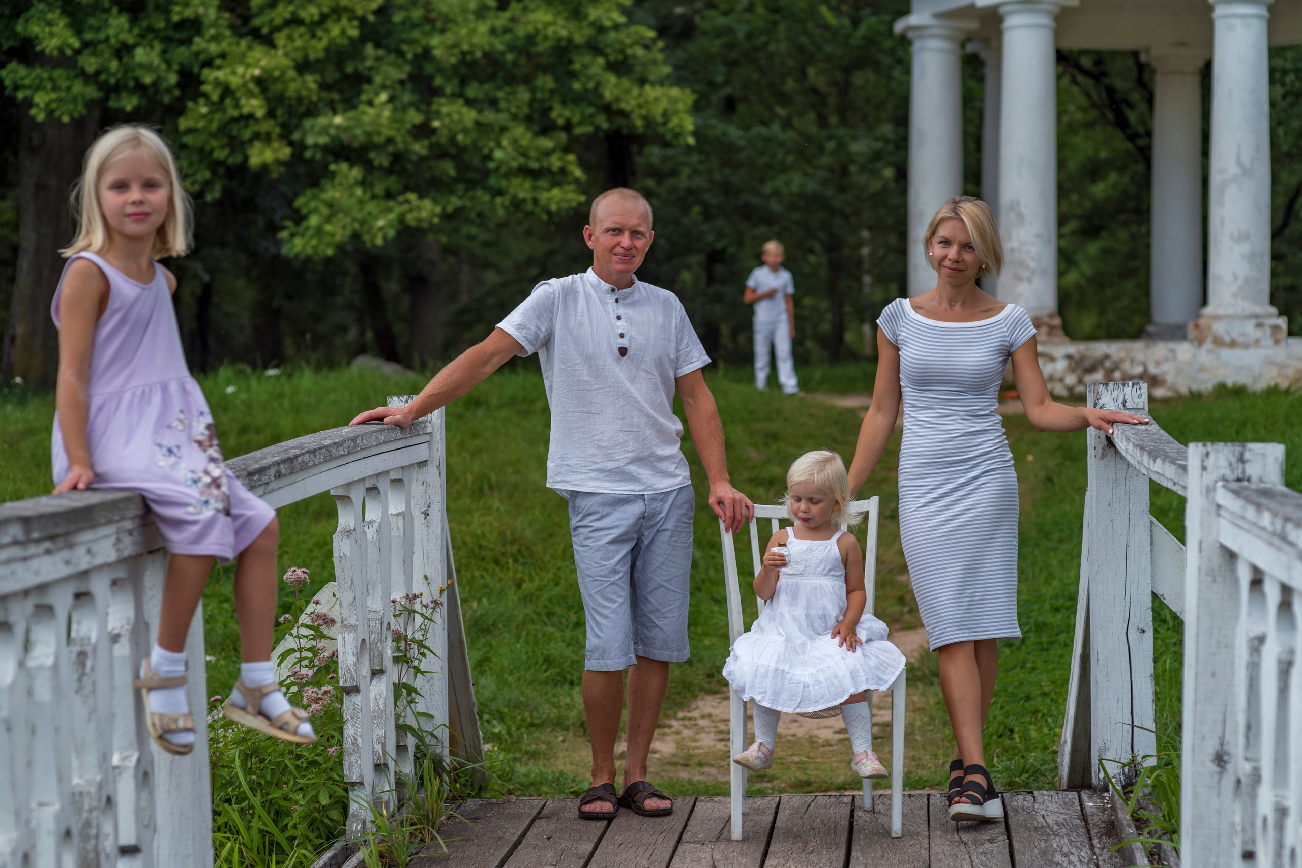 Семья в Станьково. Фотограф Крещения и Венчания. Минск и другие города. Почтенная Наташа