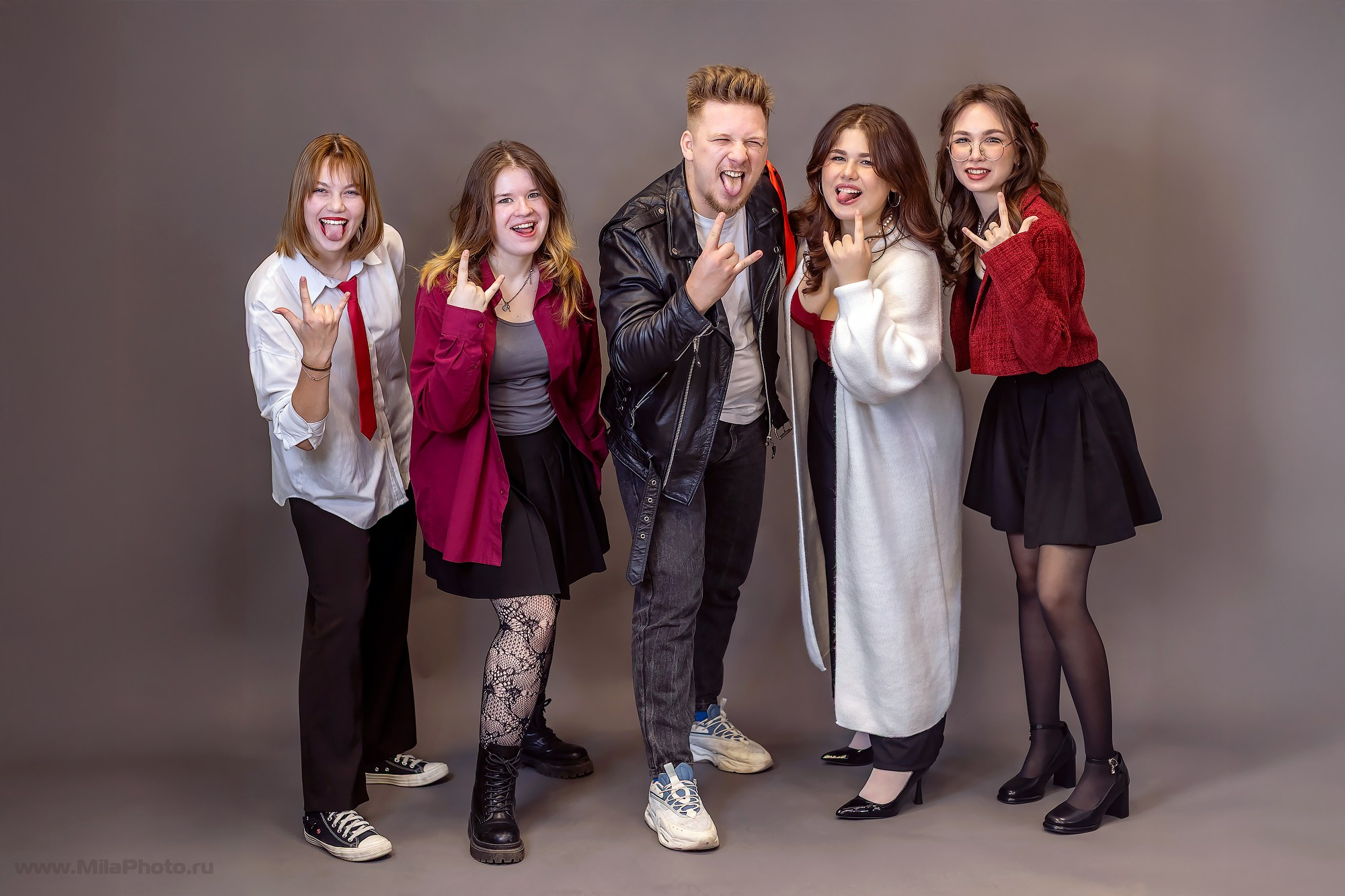 ГАЛЕРЕЯ старшая и средняя школа. Фото и видео Москва. Свадебный фотограф, видеограф, фотосессии, видеосъемка