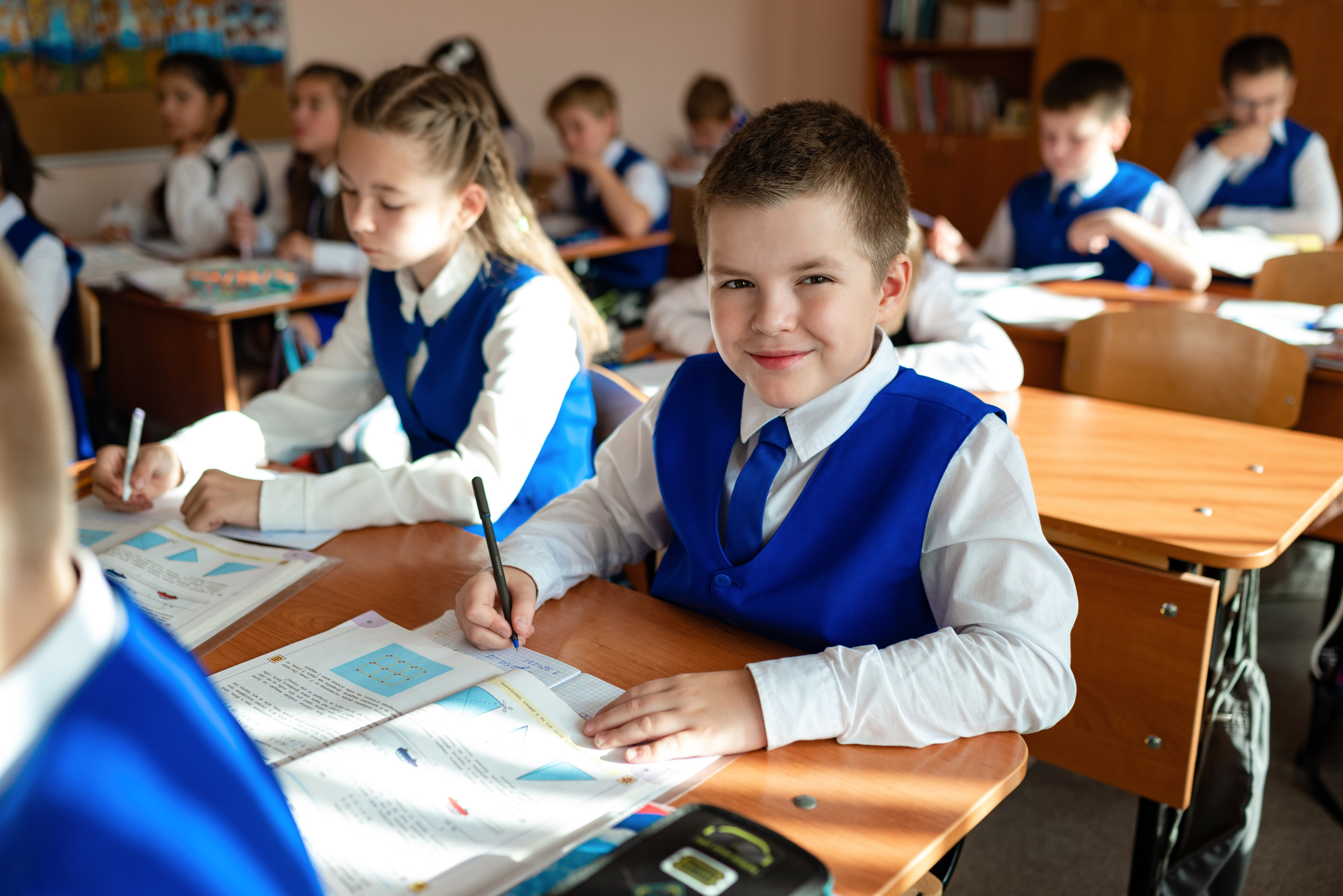 4 класс. Фокус студия. Выпускные альбомы в Красноярске