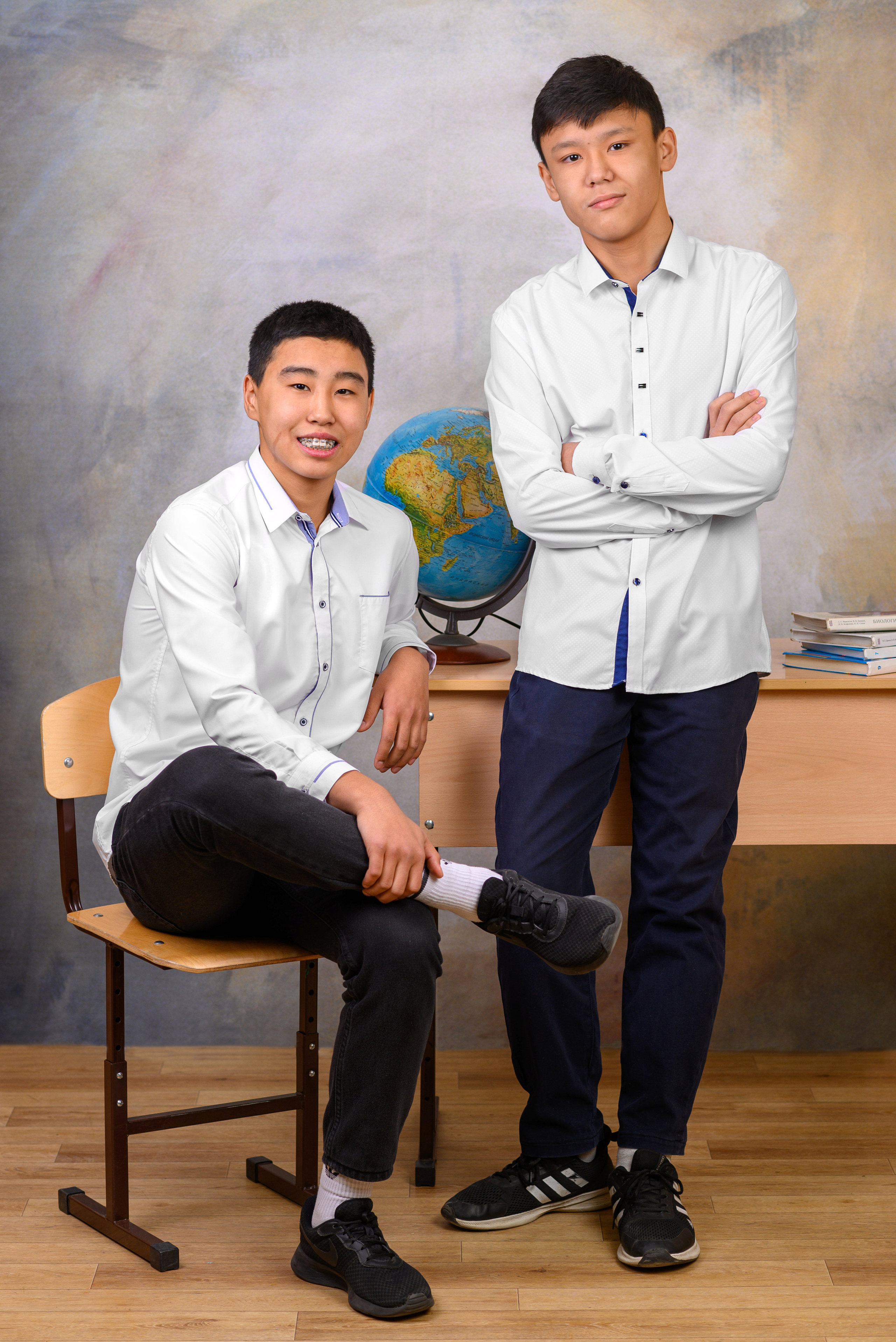 9-11 классы. Фокус студия. Выпускные альбомы в Красноярске