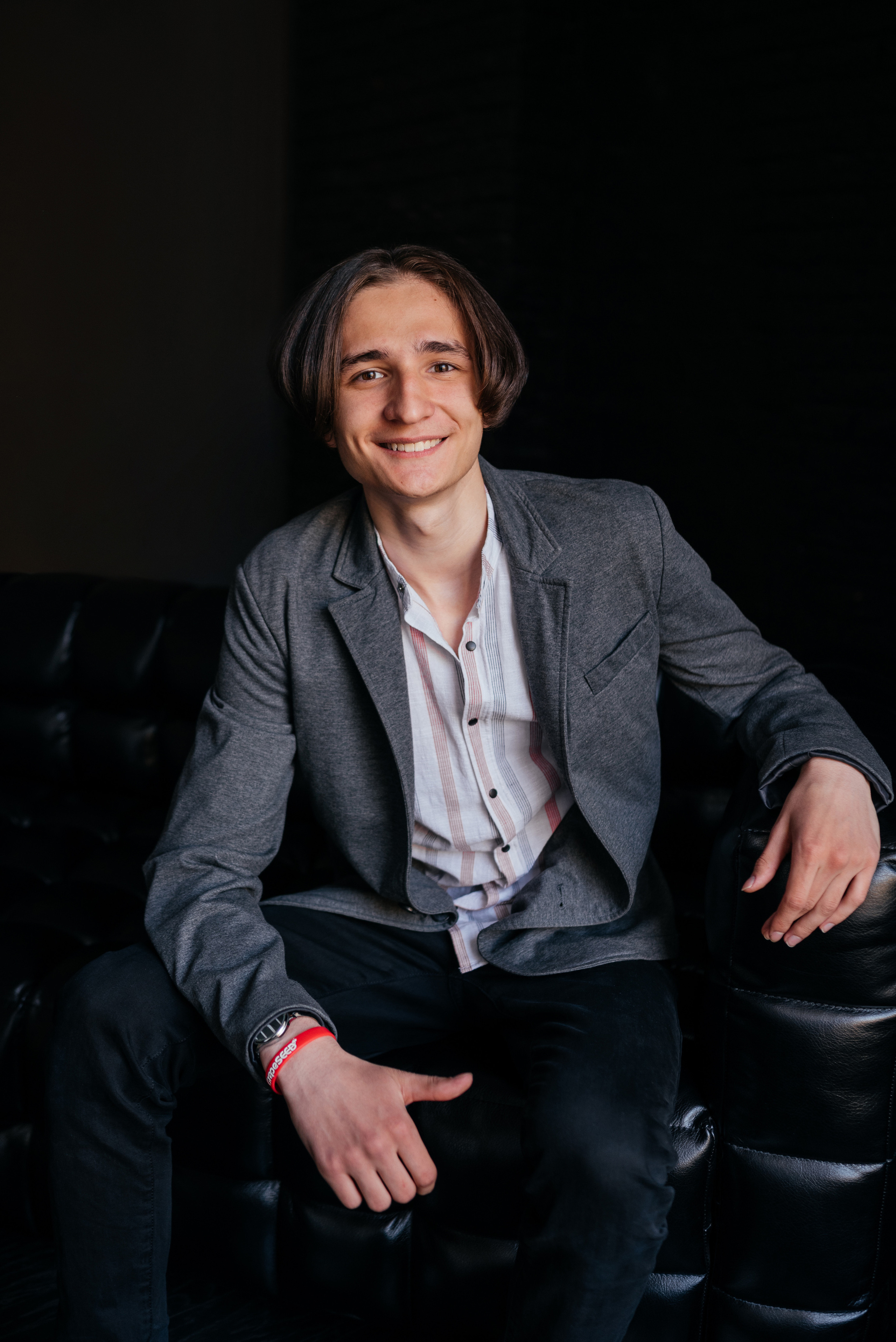 9-11 классы. Фокус студия. Выпускные альбомы в Красноярске