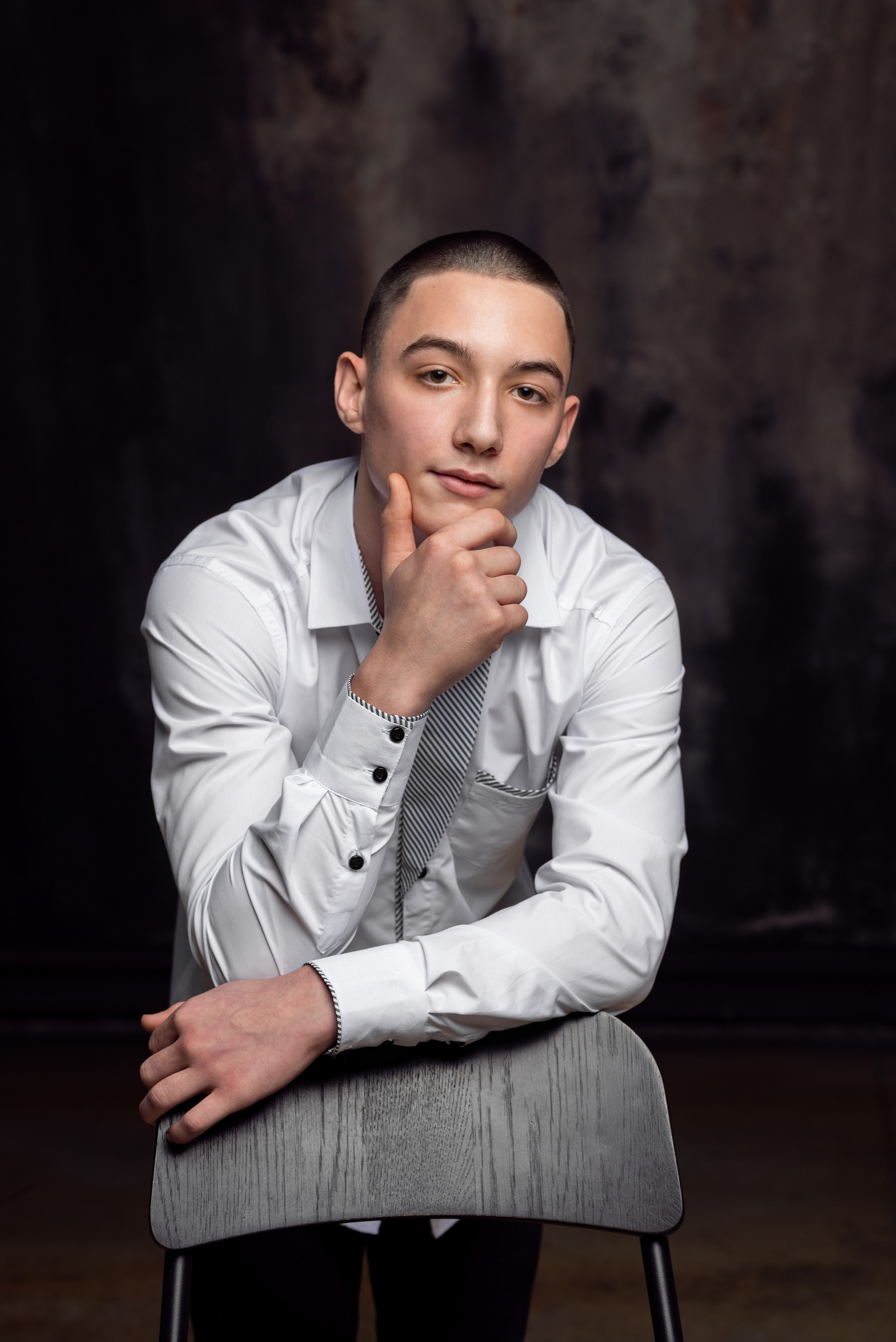 9-11 классы. Фокус студия. Выпускные альбомы в Красноярске