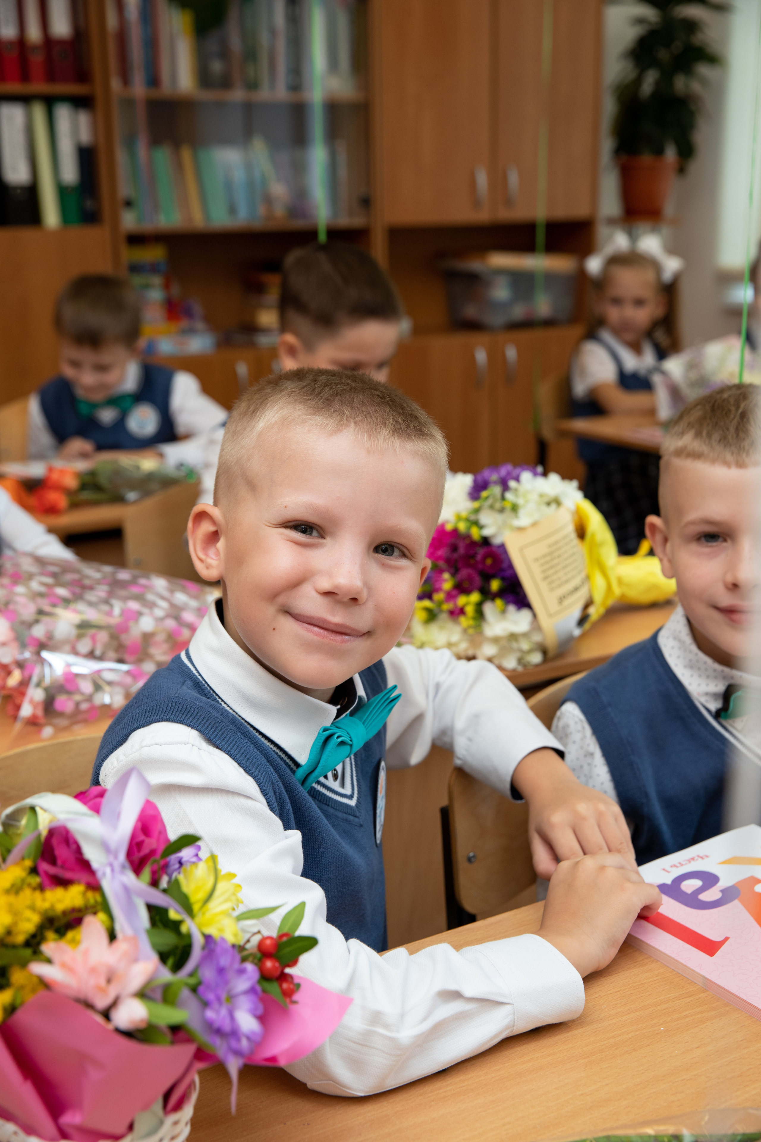 1 класс. Фокус студия. Выпускные альбомы в Красноярске