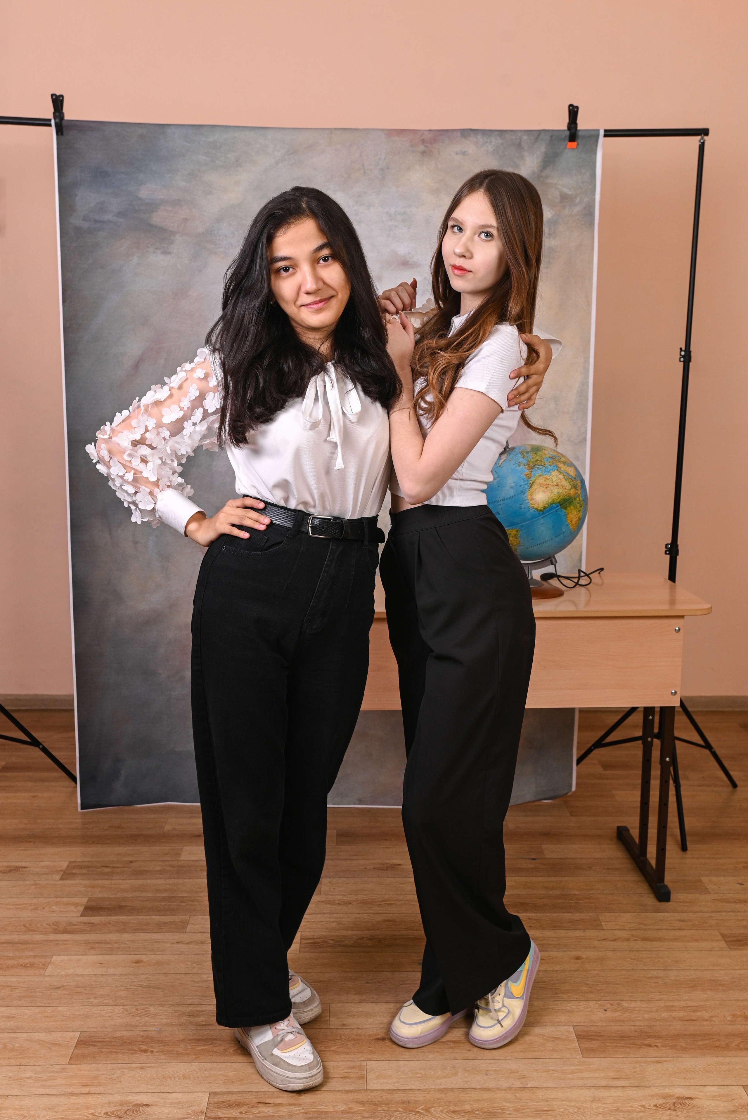 9-11 классы. Фокус студия. Выпускные альбомы в Красноярске