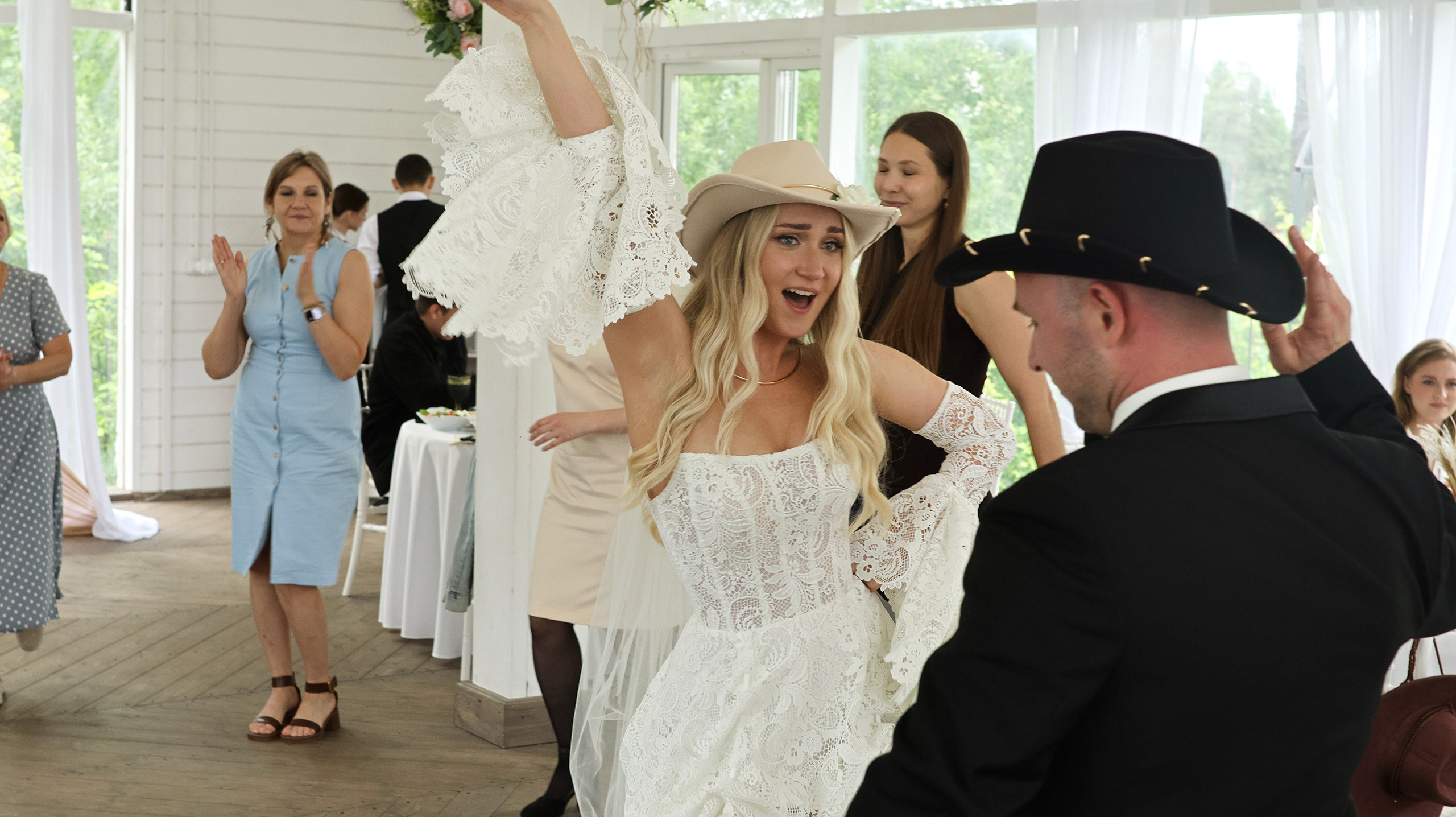 Максим & Анастасия. Фотография — это жизнь, освещенная вспышкой