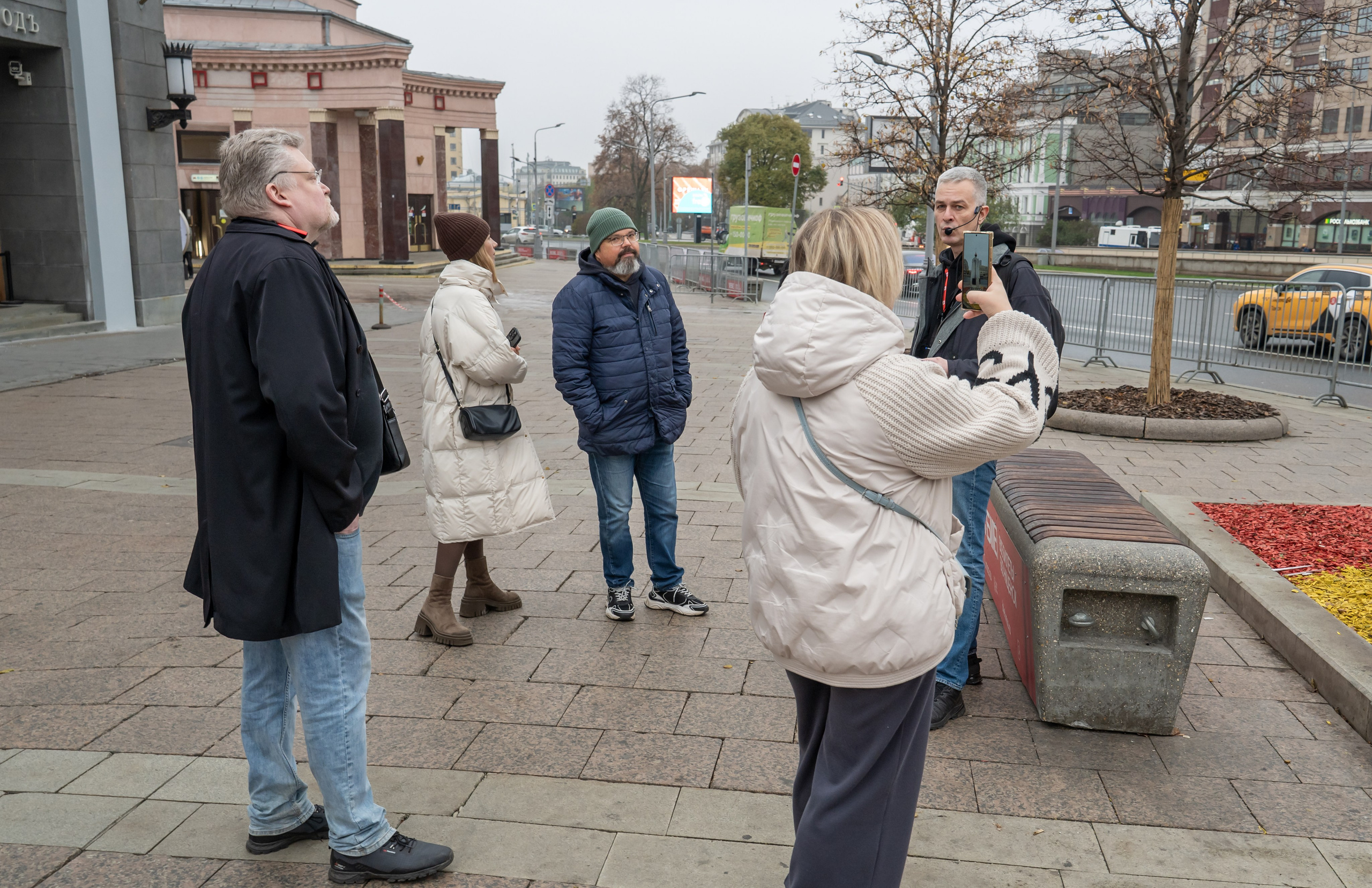 Гид Денис. Фотограф в Москве