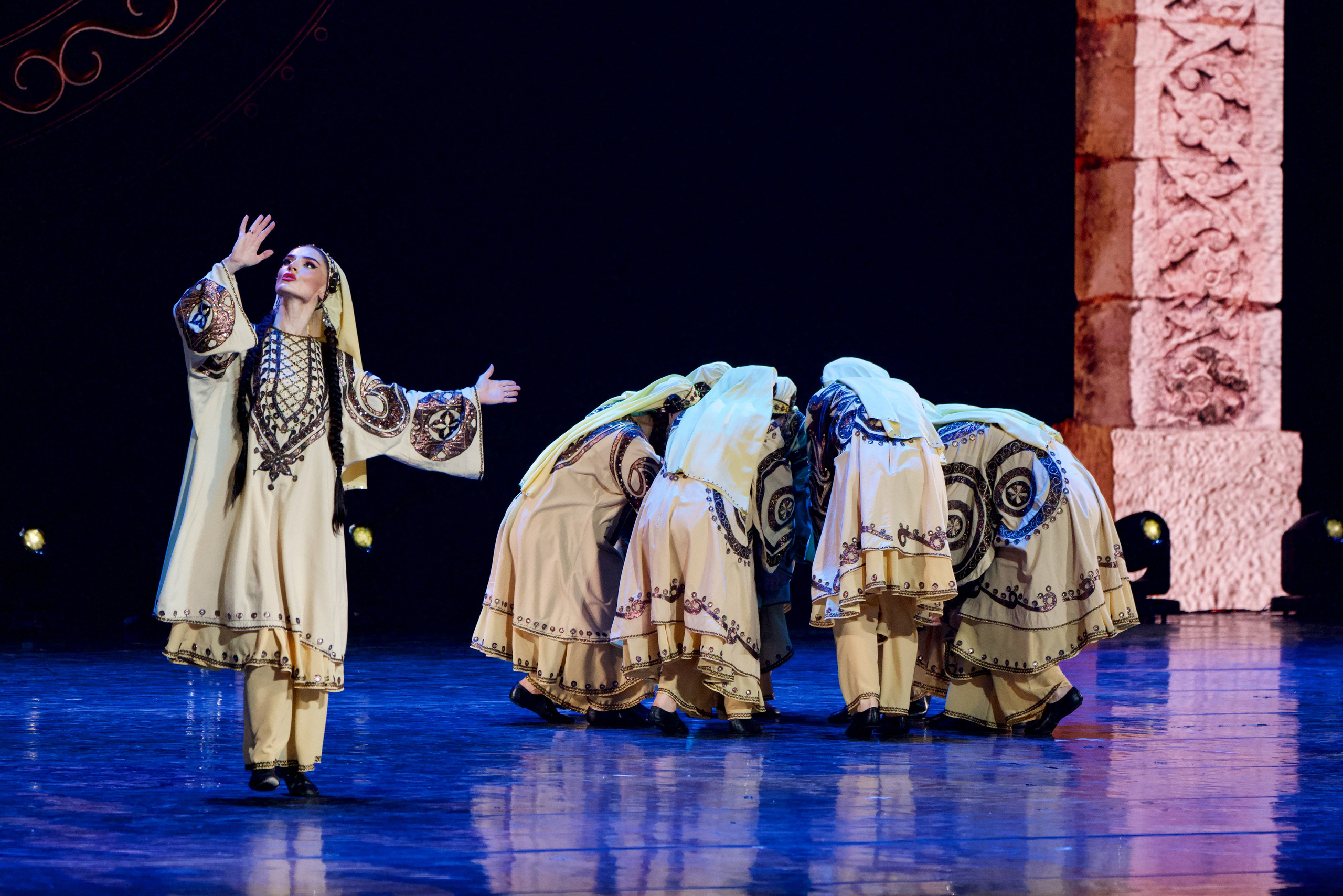 Ансамбль «Лезгинка». Фотограф Николай Костюк