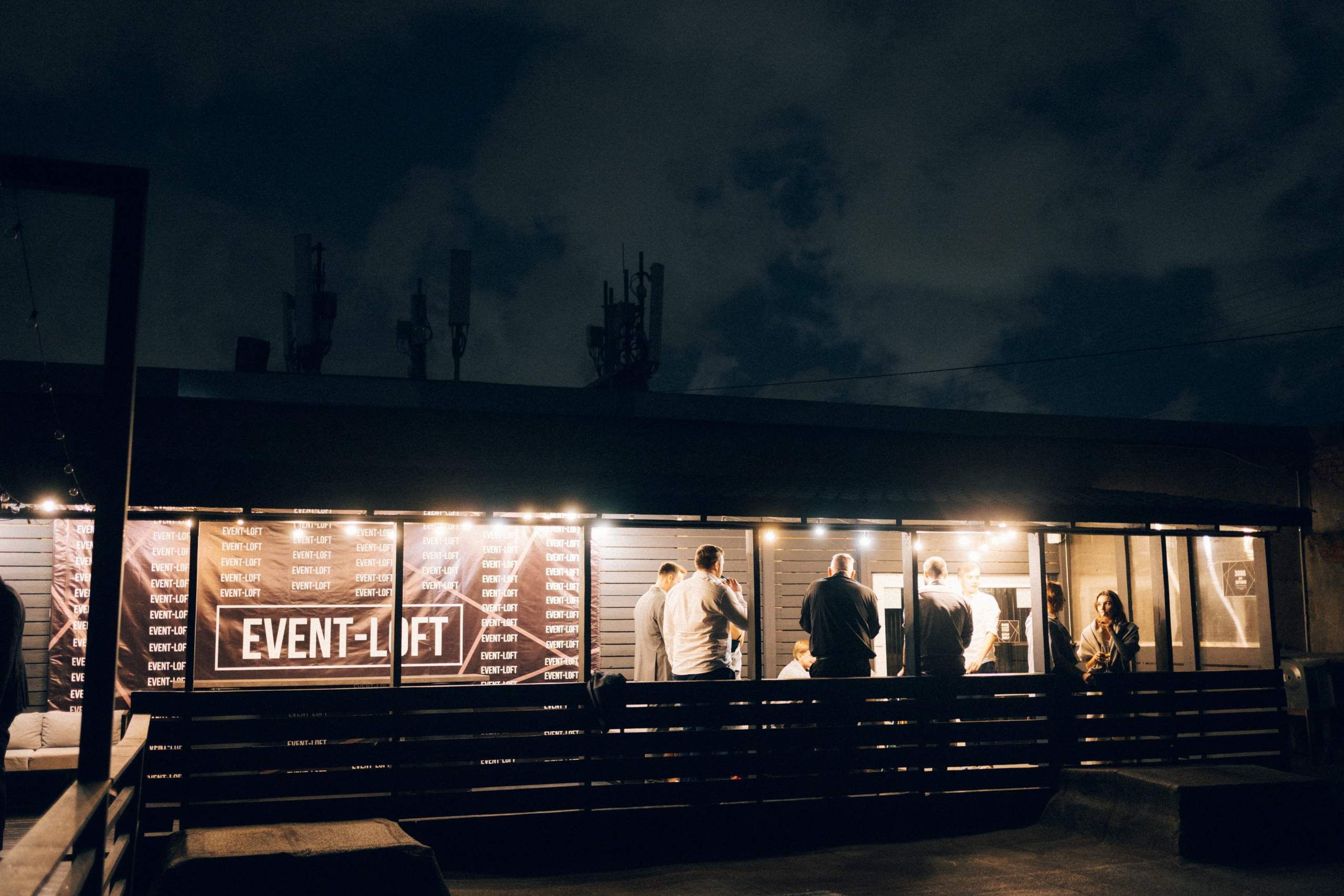 Roof wedding. Фотограф Ксения Калюжная