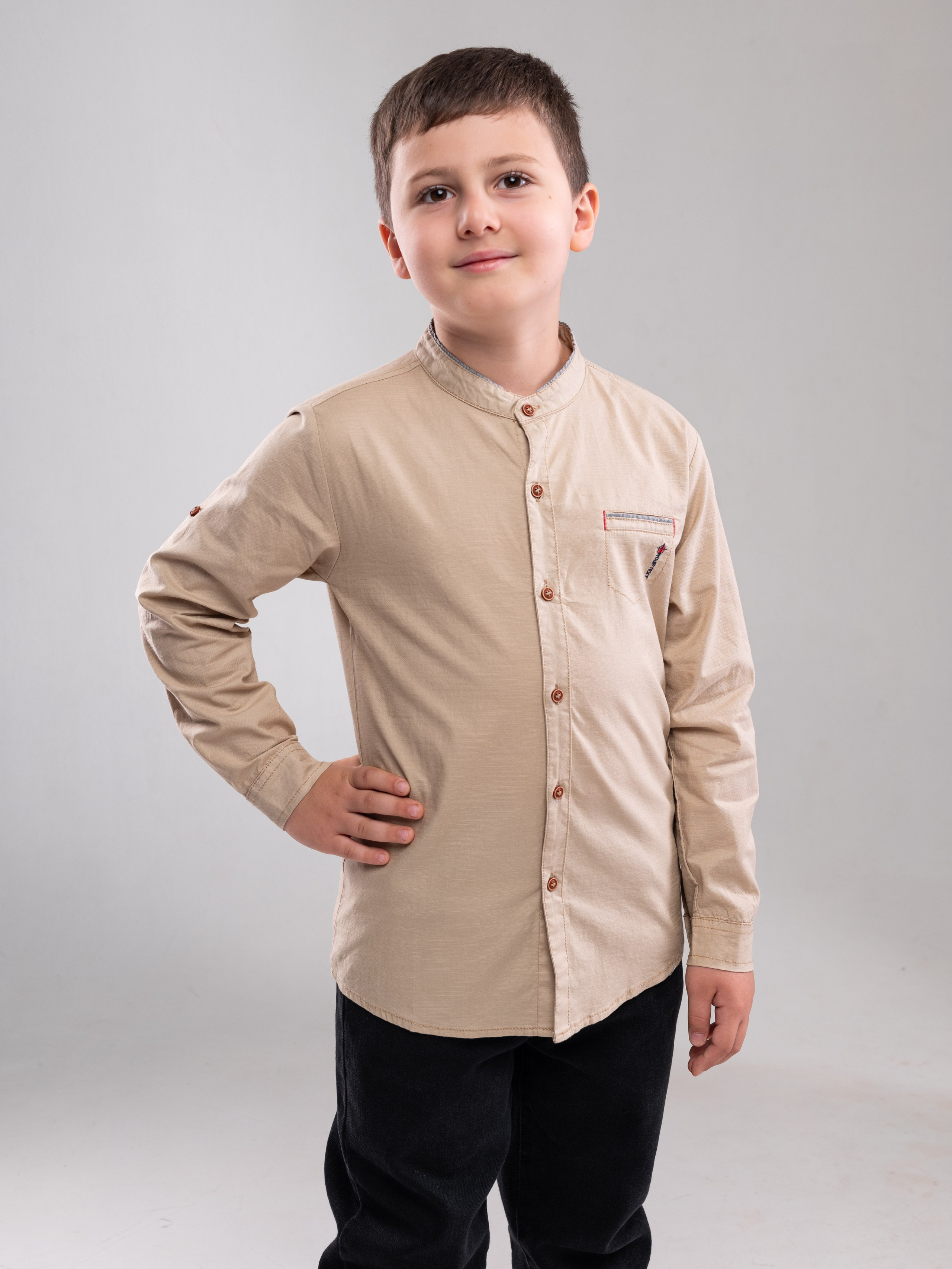 Рубашки на мальчиков. Предметный фотограф, фото для маркетплейсов Пятигорск, КМВ