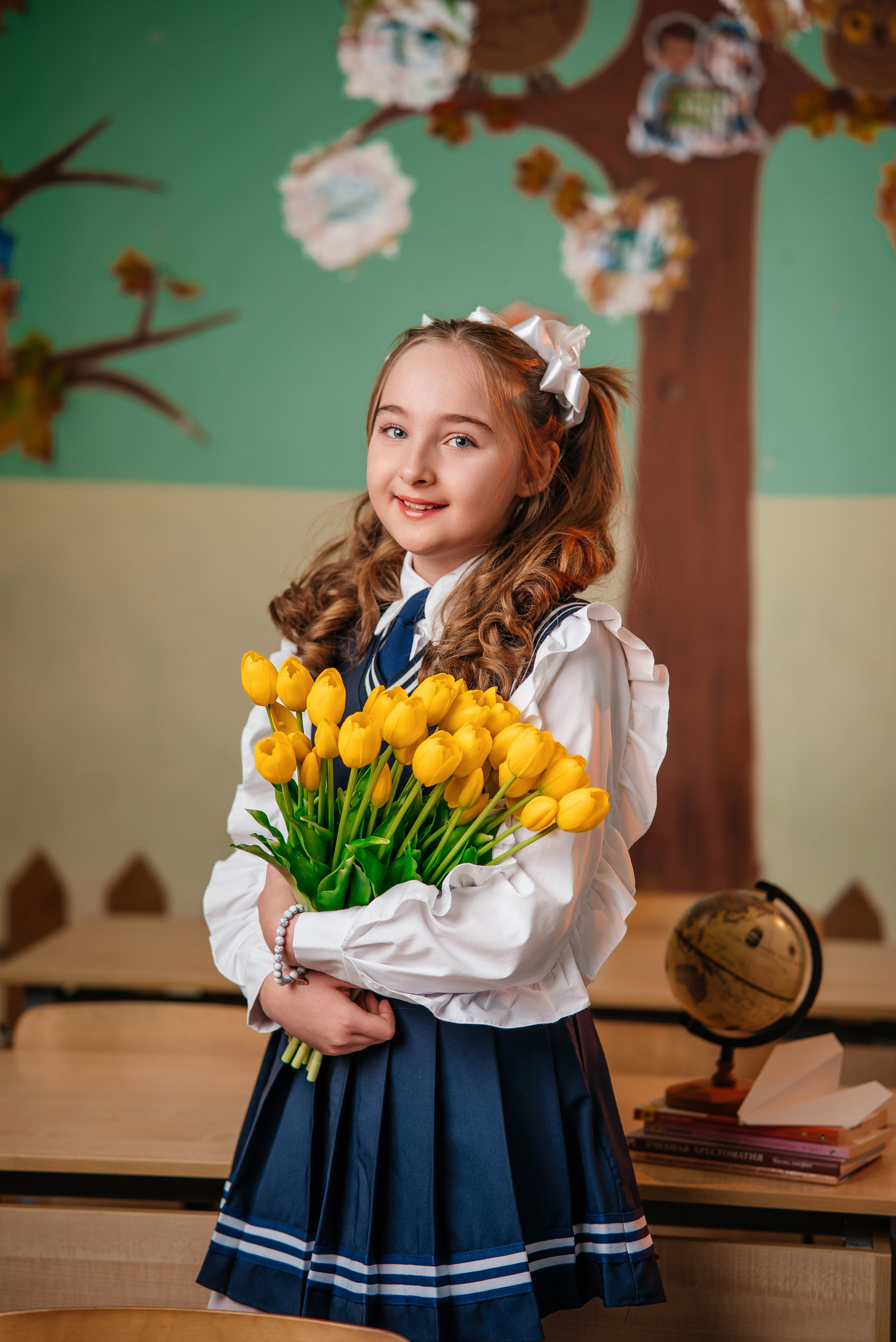 Современная началка. Школьный фотограф в Валуйках. Фотосессии для выпускников и изготовление выпускных альбомов в городе Валуйки и в Белгородской области