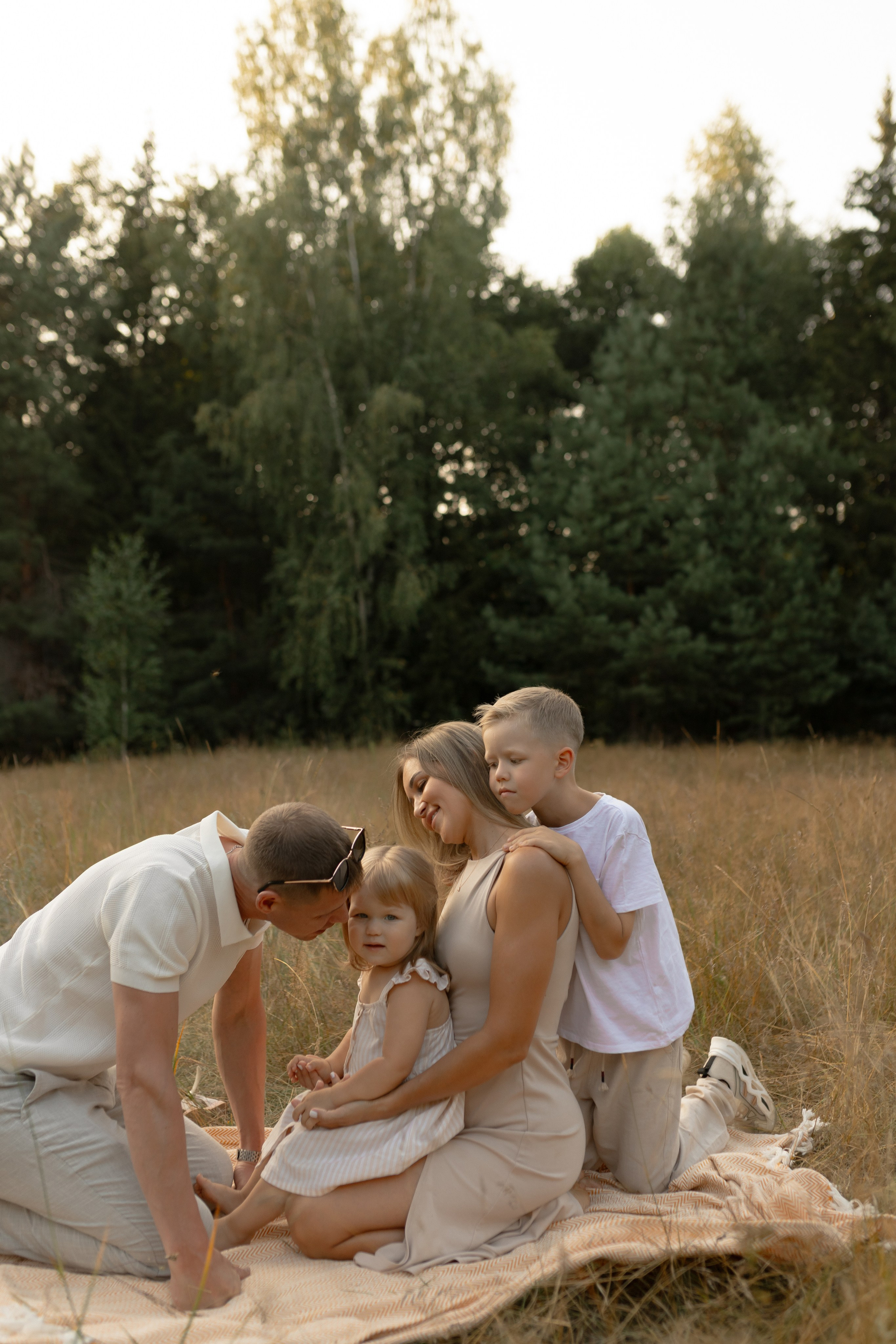 Алексей, Мария, Ваня и Варя. Фотограф Татьяна Семенова