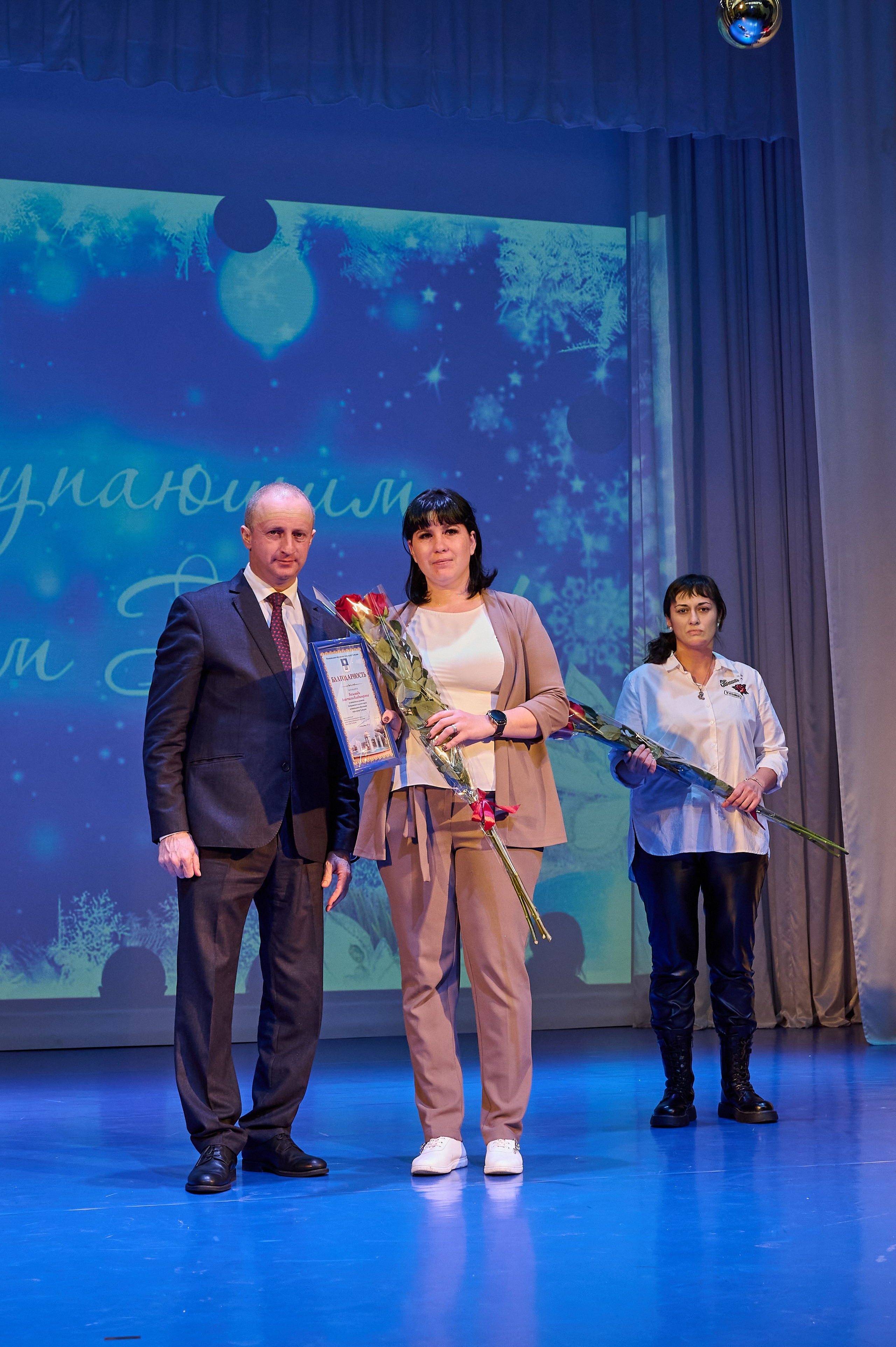 Концерт в ДК Марьина роща. Жизнь курорта Кабардинка в фотографиях