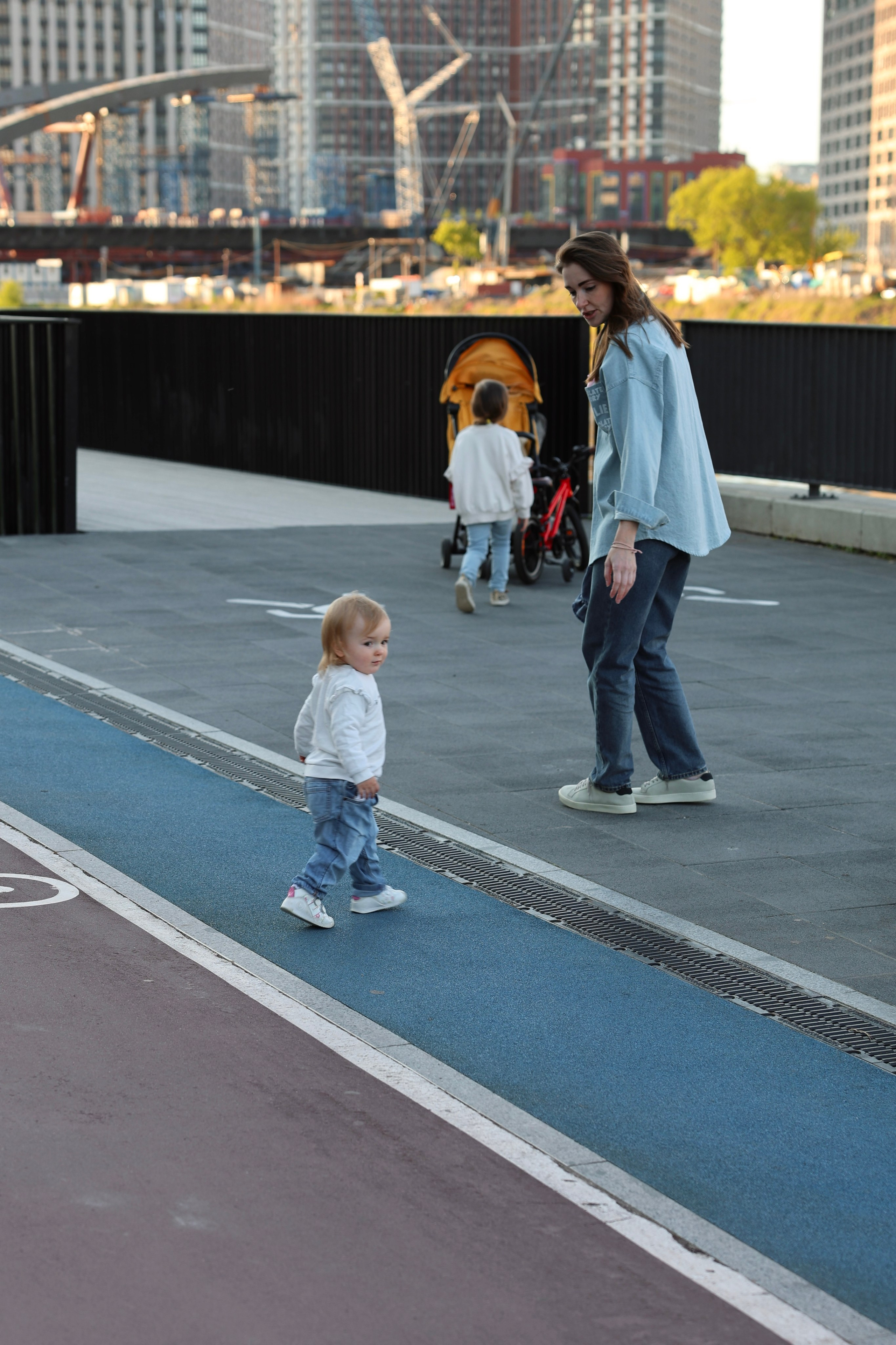 Катя, Мира и Полина. Прогулка в Москве. Ваш семейный newborn и lifestyle фотограф в СПБ Наталья Журавлева