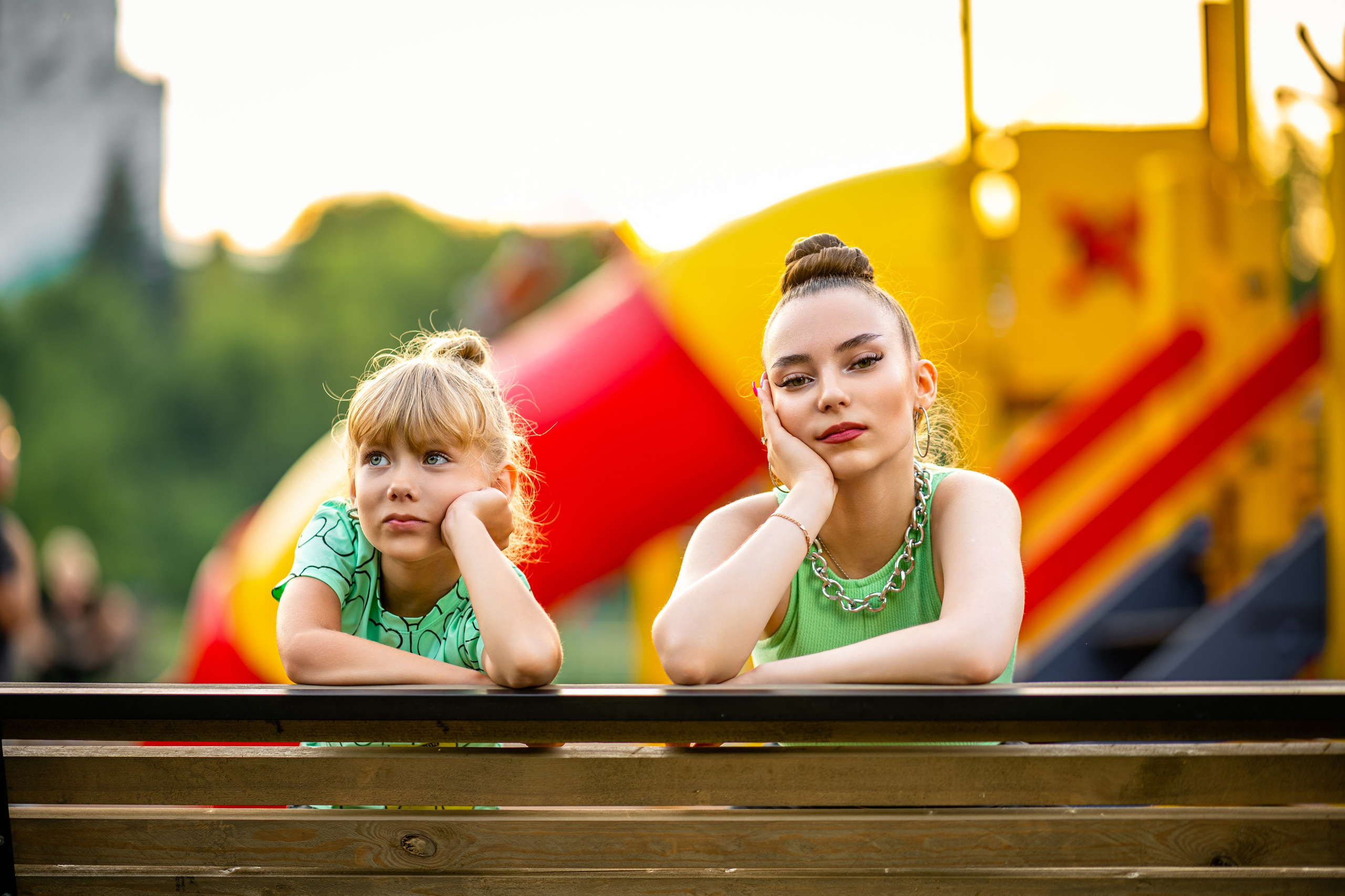 Арина — Алиса — летняя прогулка. Фотограф Москва