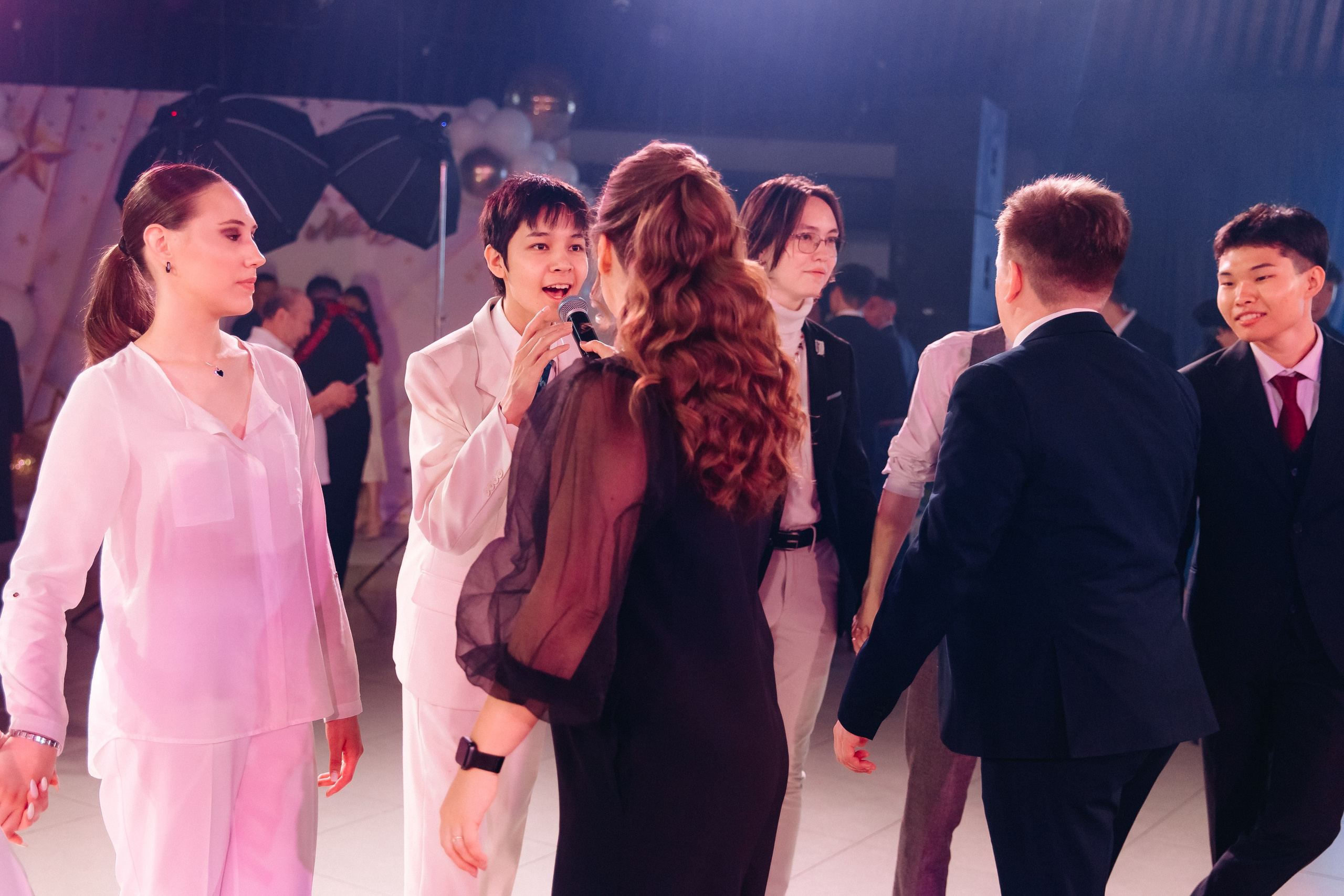 Выпускной вечер. 49 школа. Баран на корове. Свадебный и семейный фотограф в Улан-Удэ