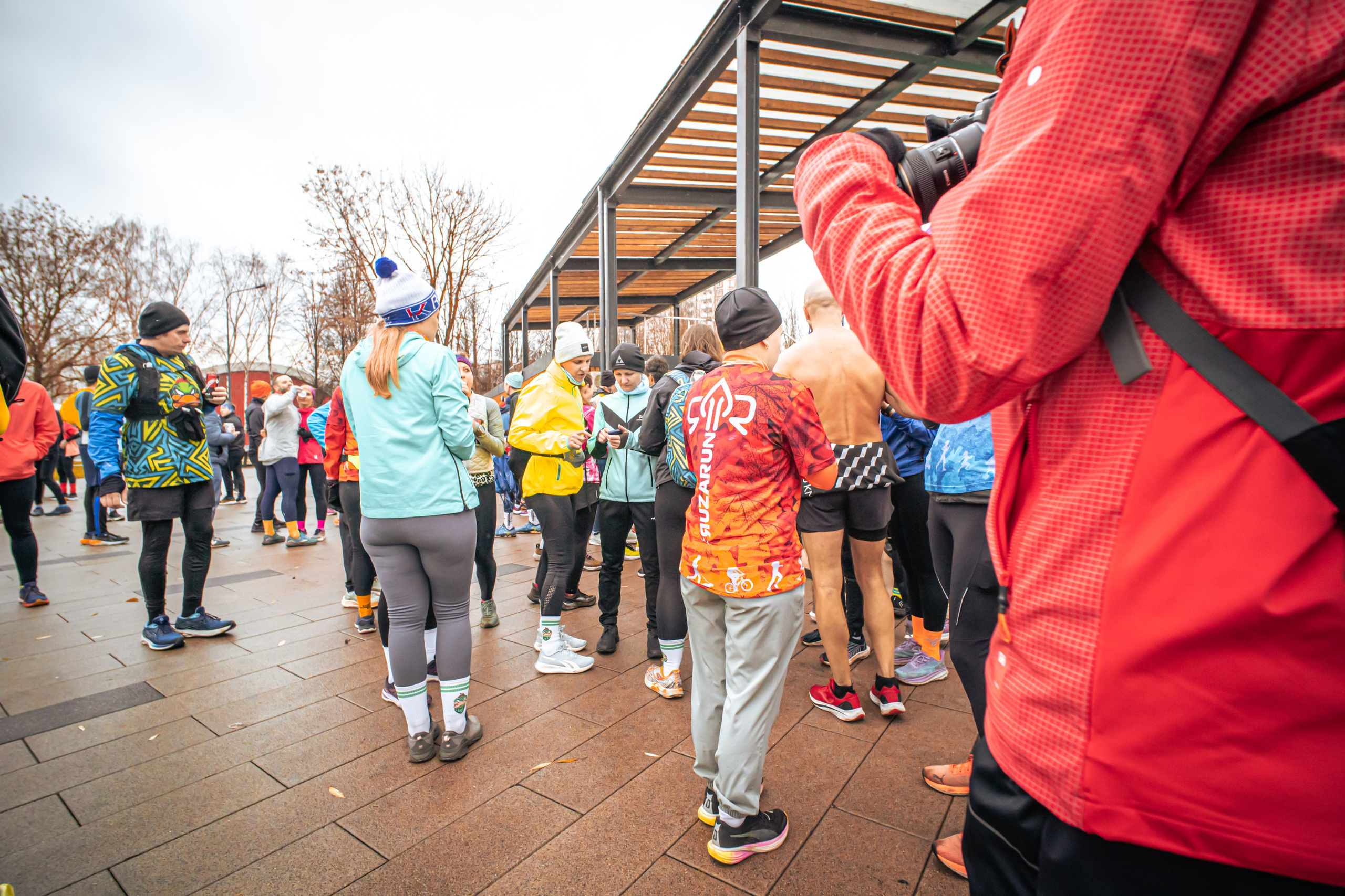 #марафонудома #яuzarun 2024 2-я петля, группа 6:30. Роман Капилюшов. Бег. Фото. Видео. г. Люберцы