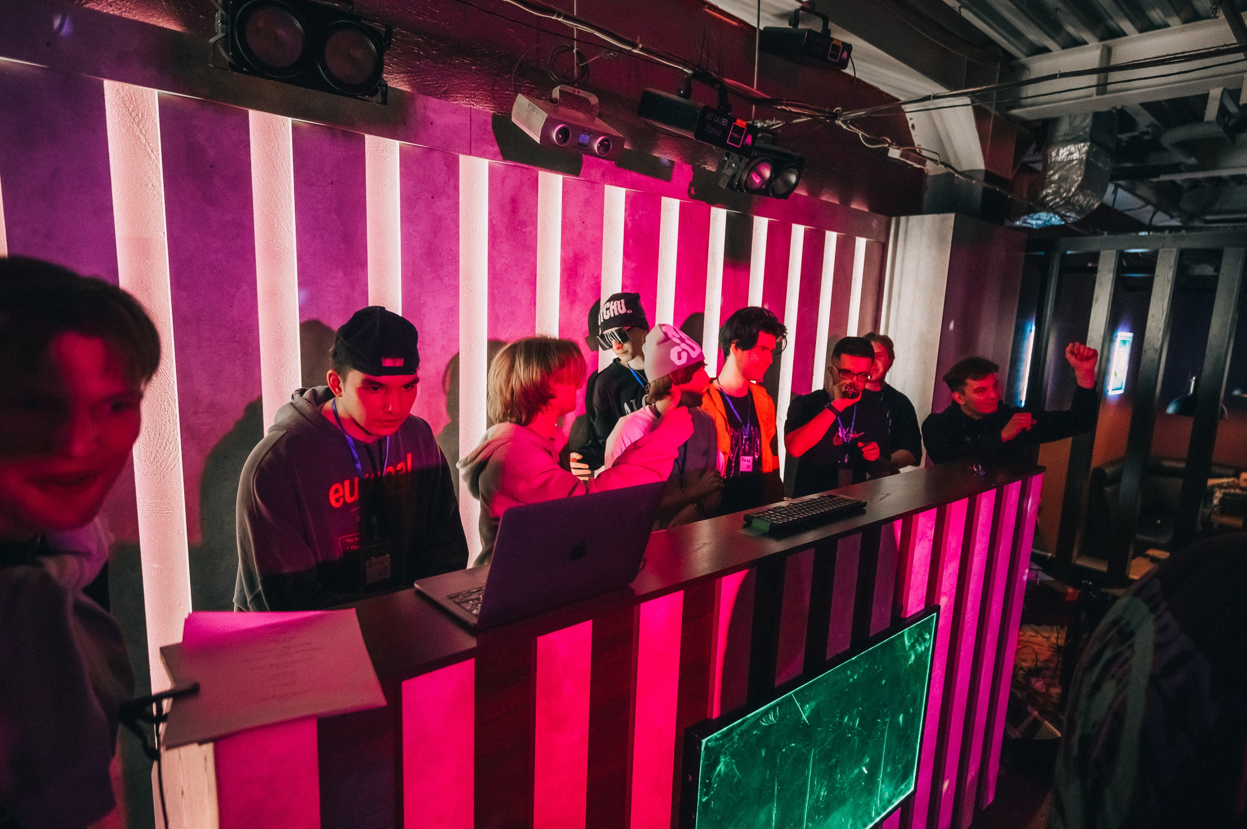 8 MARCH WOMENS DAY PARTY. Фотограф в Кемерово Владислав Шульц