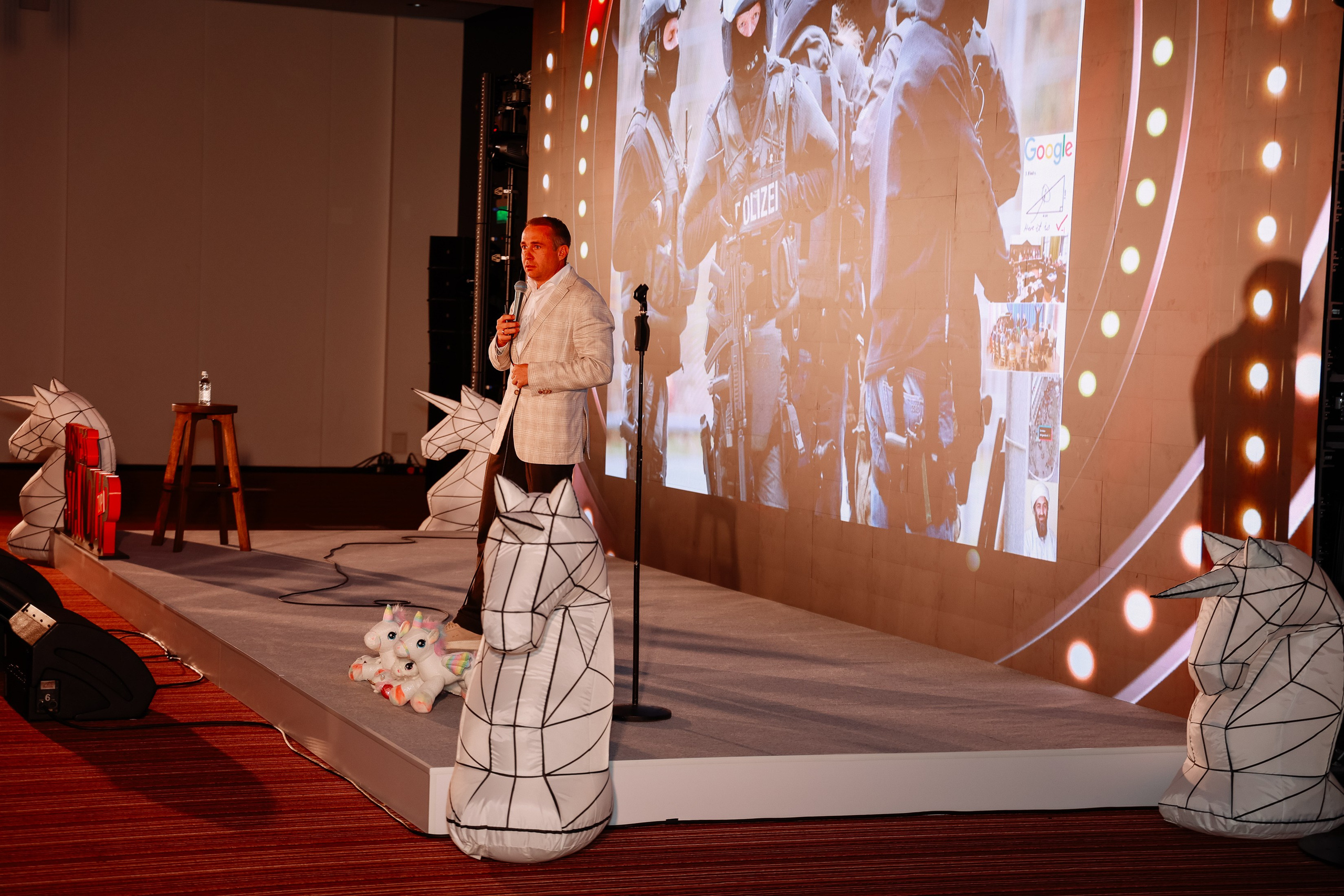 BUSNESS STANDUP с Оскаром Хартманном. Фотограф Юлия Мальцева