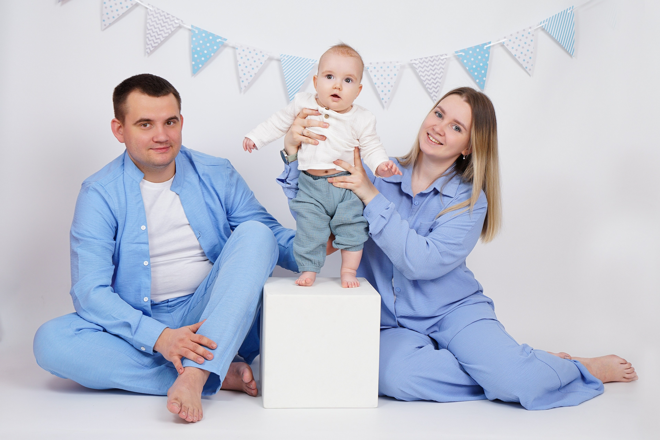 Максиму полгодика. Детская фотостудия