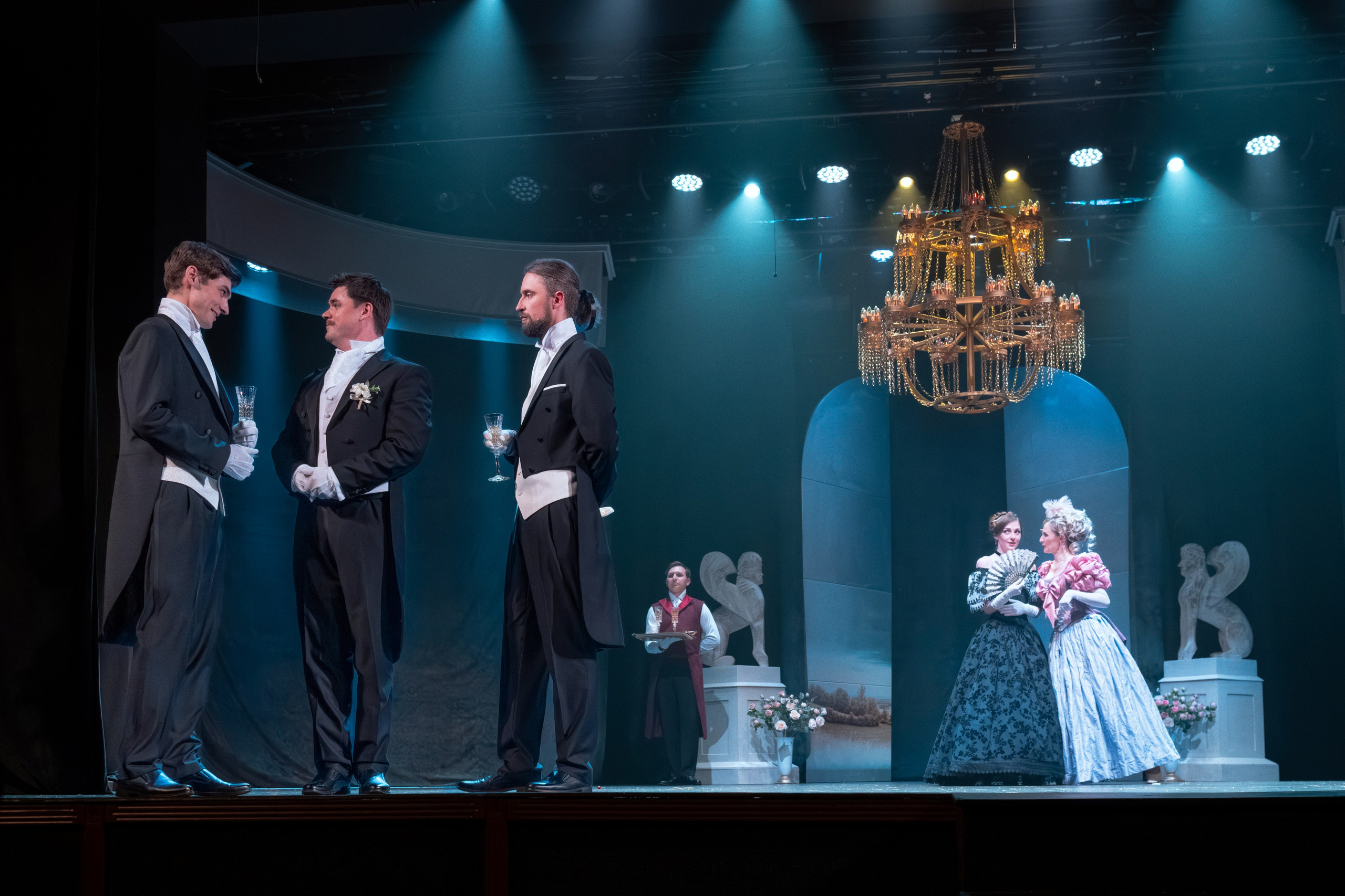 Театр Роста: Отцы и Дети. Сайт фотографа Сергея Абрамова