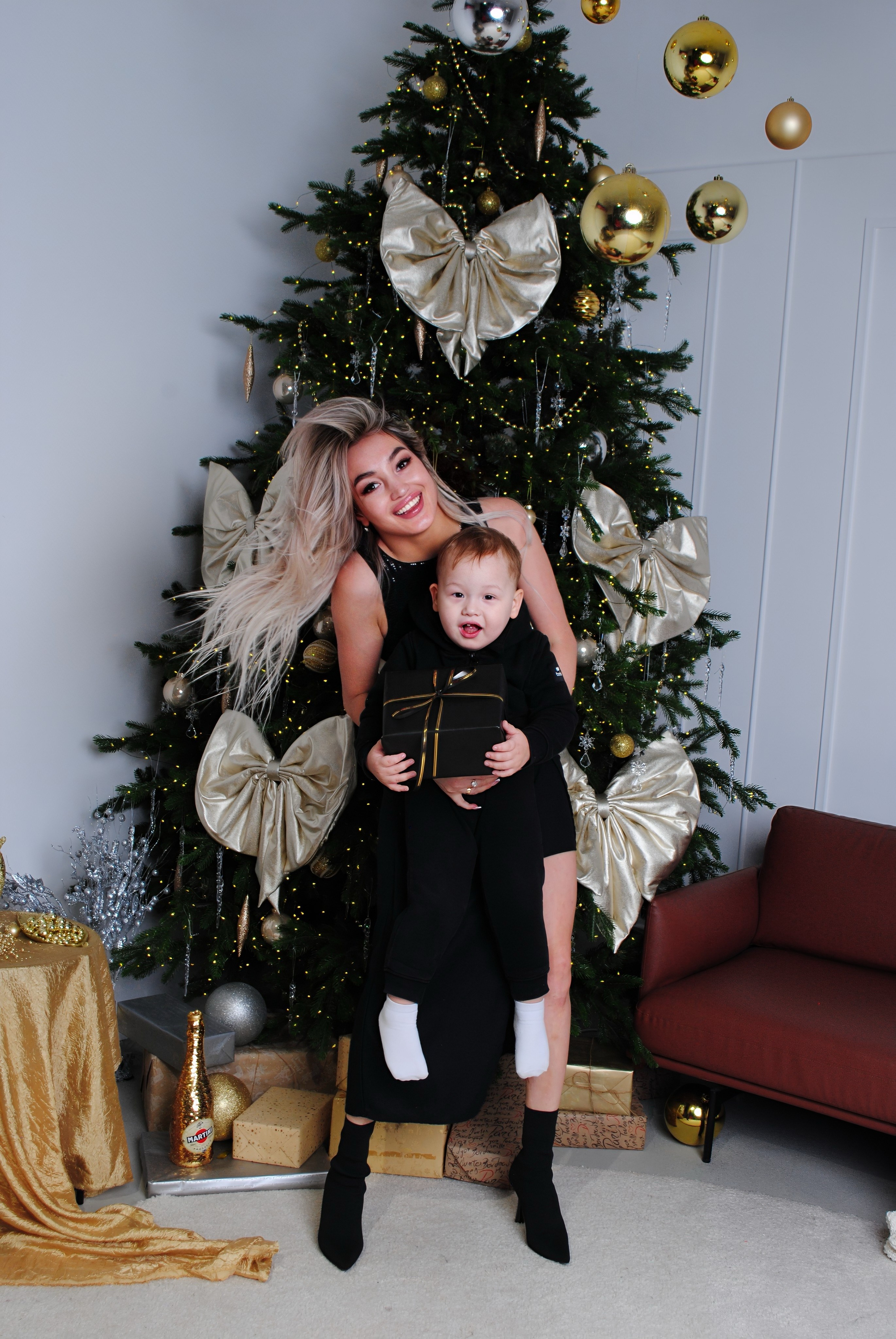 Юля и семья. Фотограф Мария Мусаелян