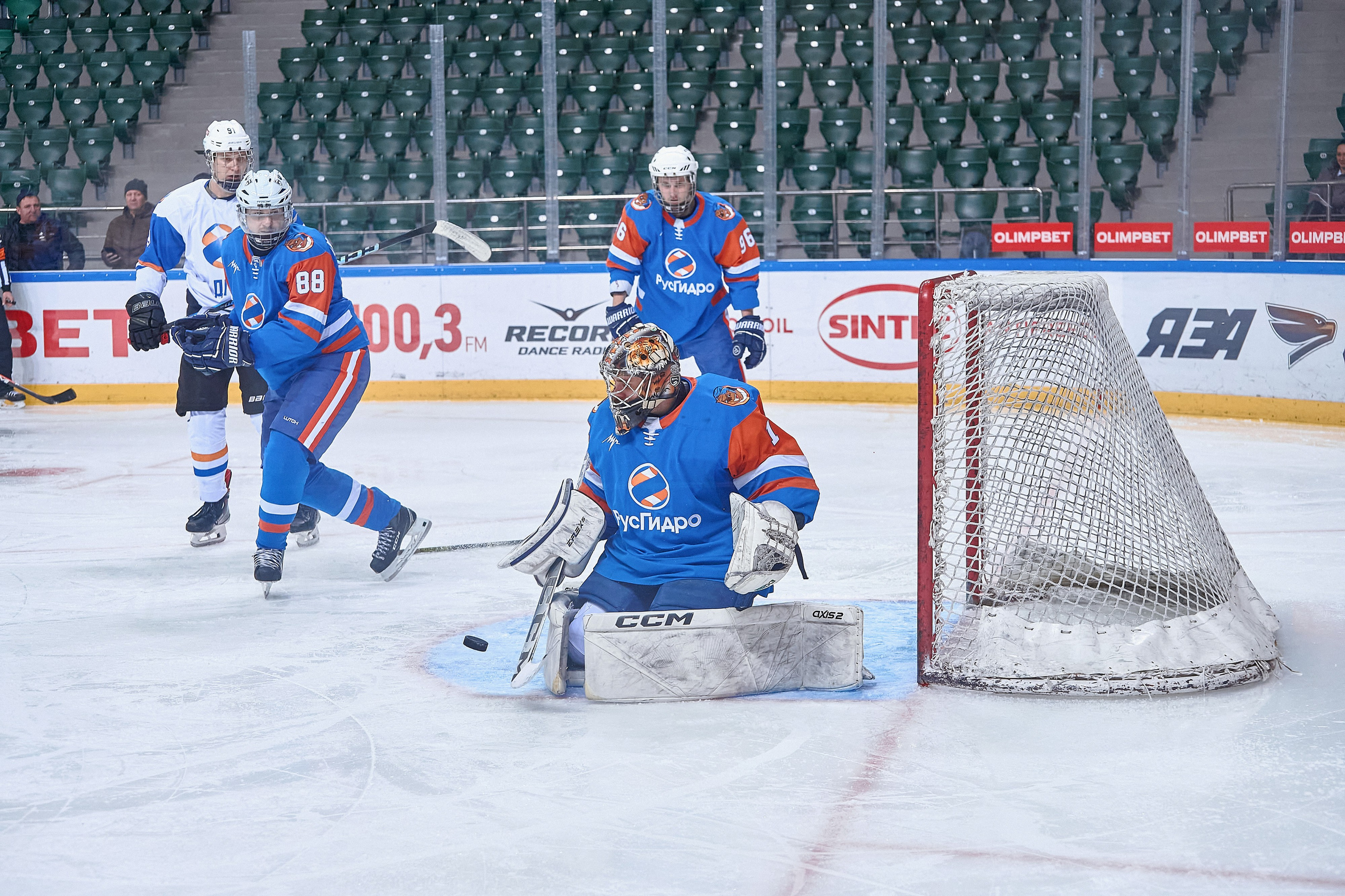 Платинум Арена — Хоккей — РусГидро. Фотограф Яковлев Роман — Красноярск