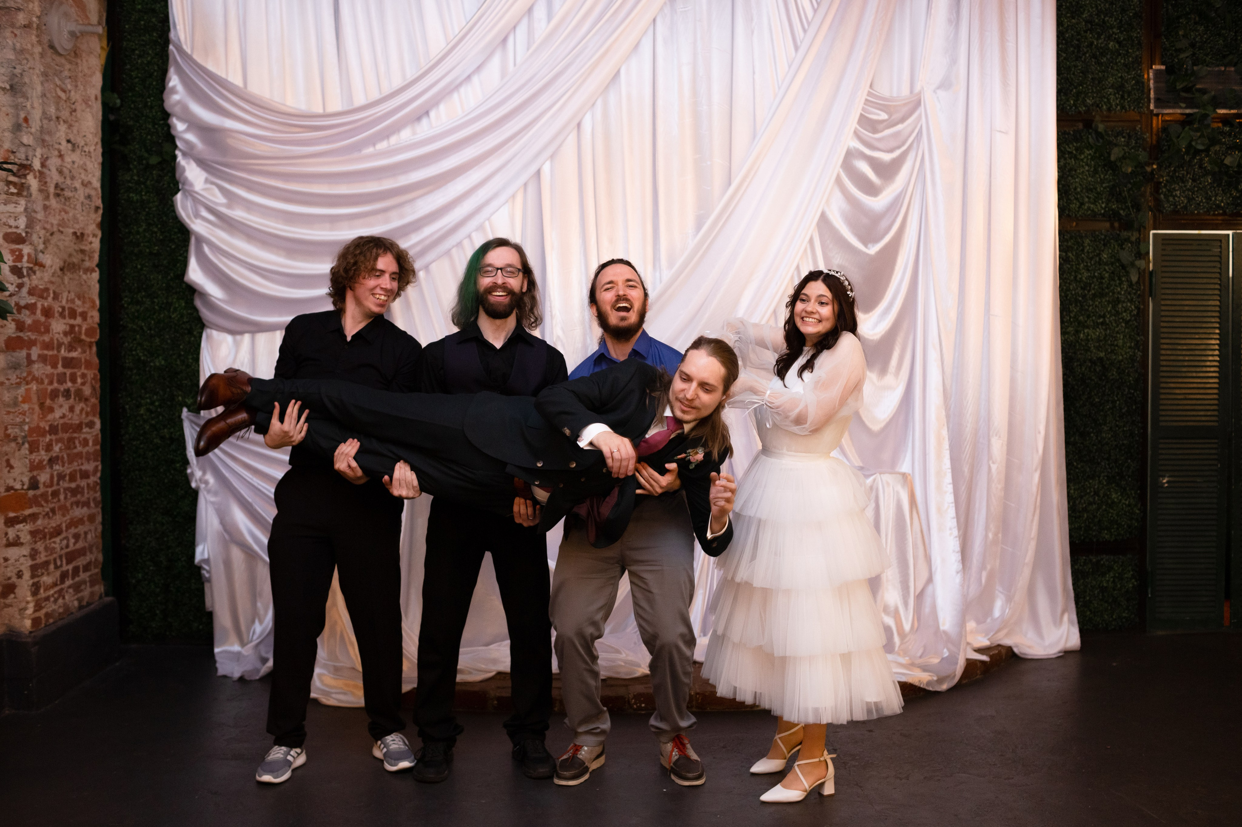 Свадебная фотосессия в Санкт-Петербурге. Свадебный фотограф Кирилл Белый