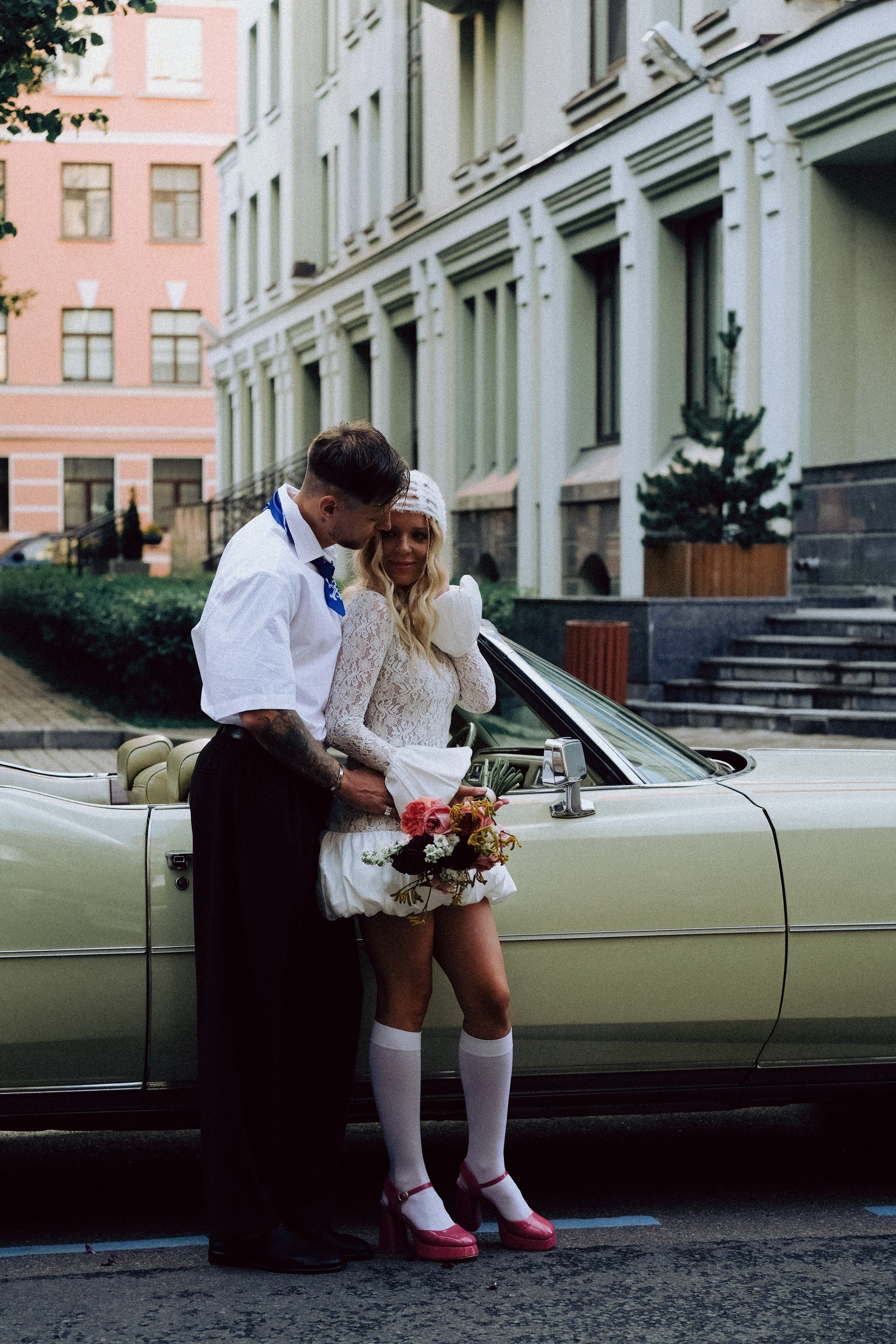 СВАДЕБНАЯ СЬЕМКА С КАБРИОЛЕТОМ В САНТК-ПЕТЕРБУРГЕ НА ПЕТРОГРАДКЕ В ОТЕЛЕ ПАНОРАМИКА. Профессиональный фотограф, Санкт-Петербург — Виктория Богомолова