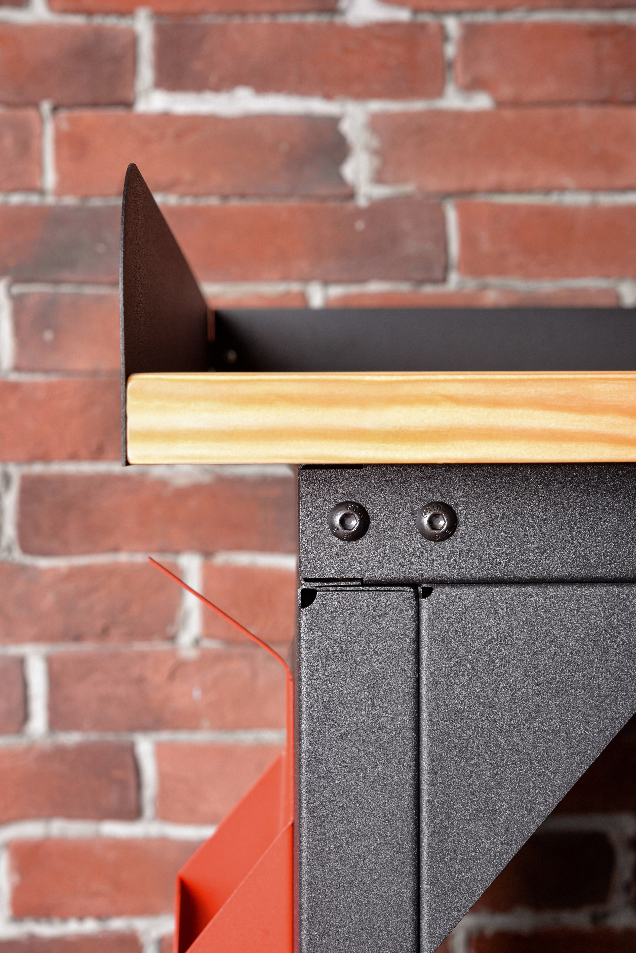 Стол дизайнерский. Семейный и свадебный фотограф Галина Абакумова, фотосессии в Белгороде