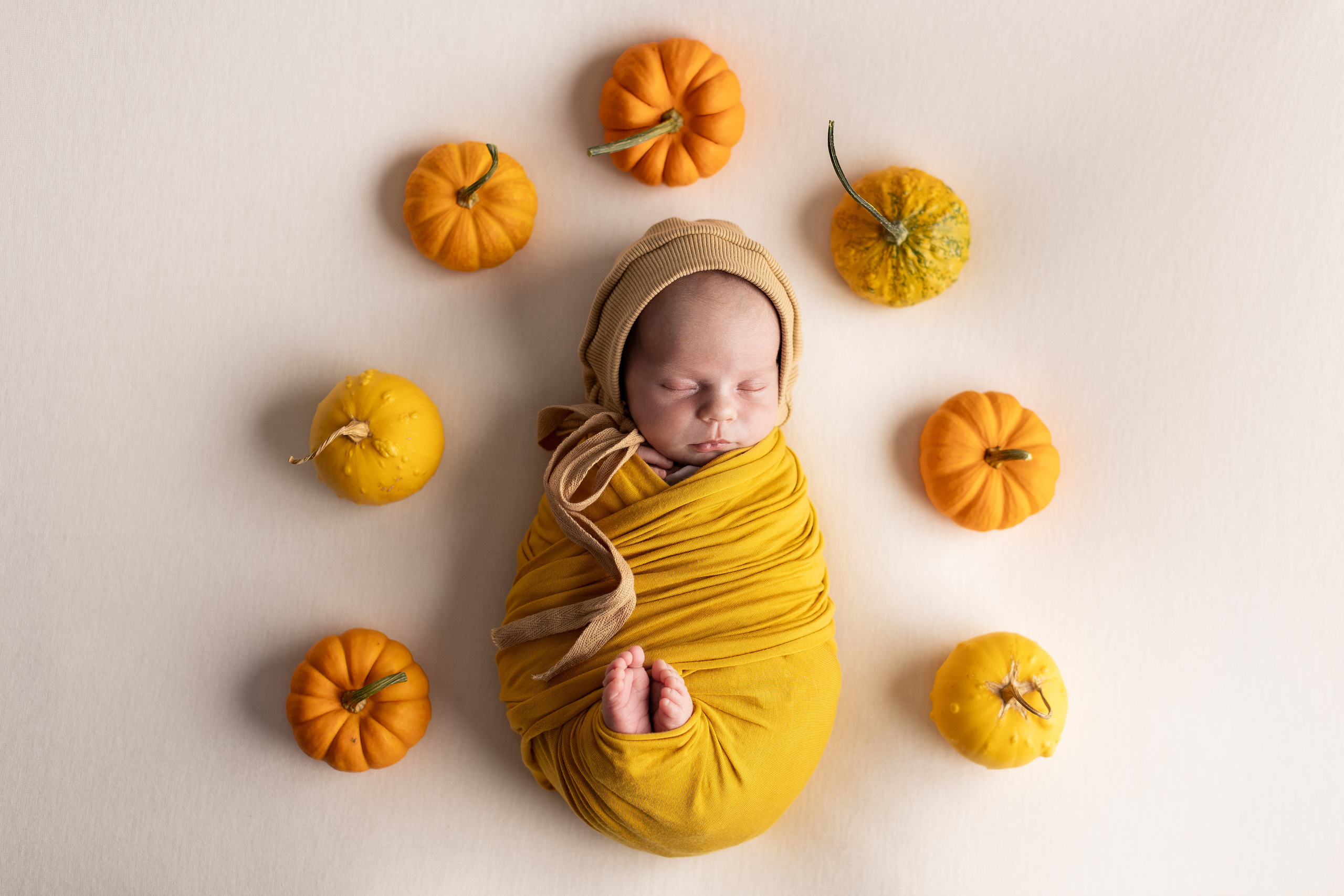…мама с папой наконец-то впервые за две недели отдохнули :). Фотограф новорождённых в городе Щёлково и Москве Екатерина Фоменко
