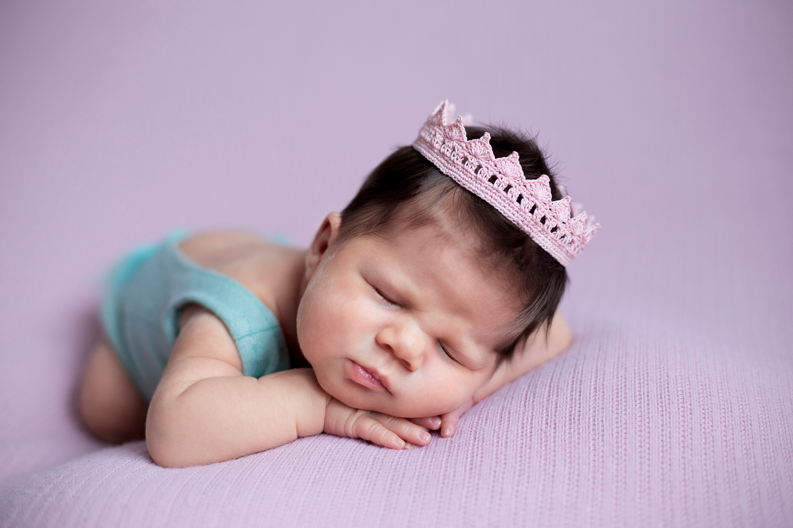 «А насколько отдыхаешь морально от «дня сурка», с чашечкой горячего чая. Фотограф новорождённых в городе Щёлково и Москве Екатерина Фоменко