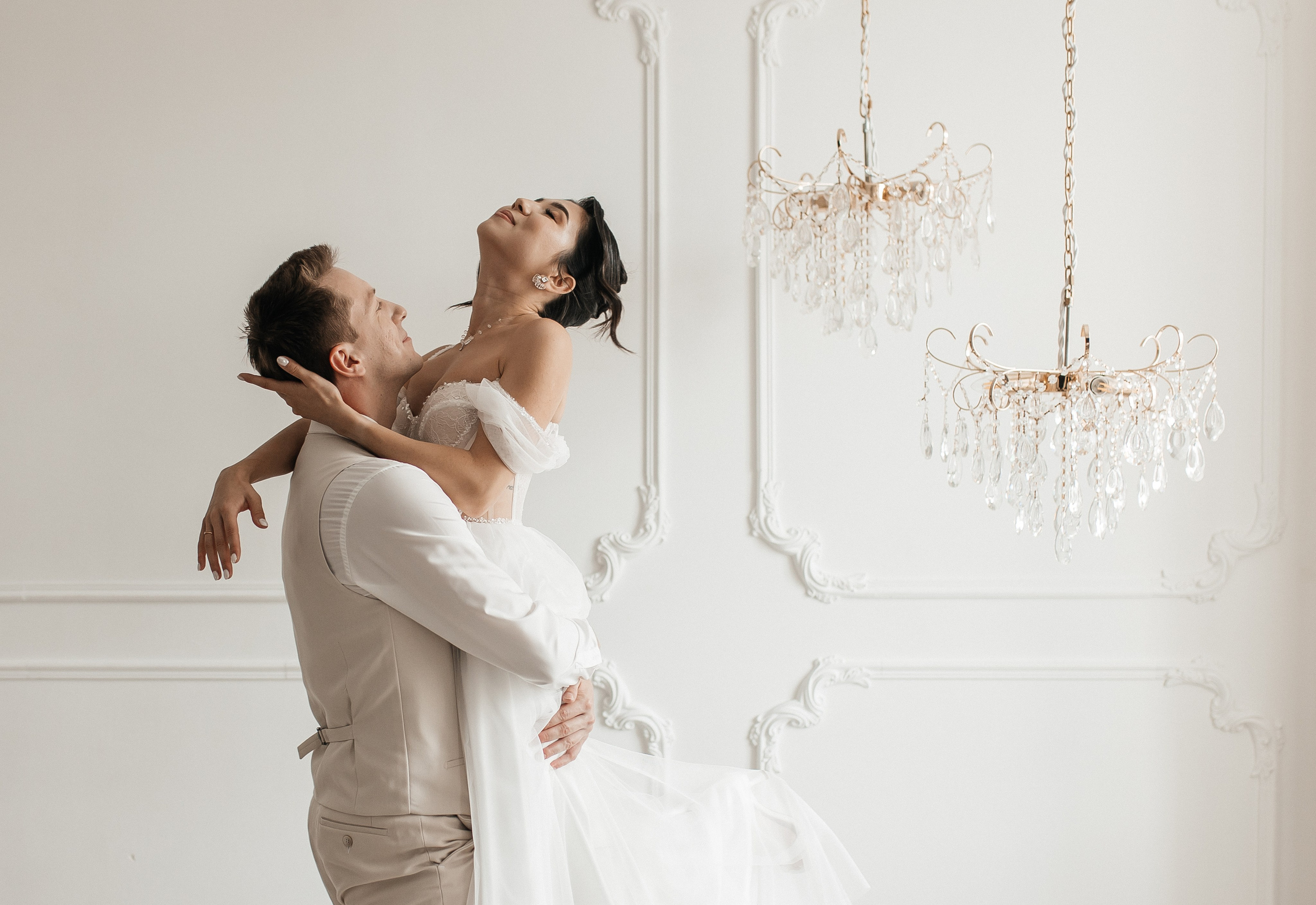 Аниса и Анатолий 2025 Онегин. Свадебный и портретный фотограф Алина Иванова. Екатеринбург-Москва