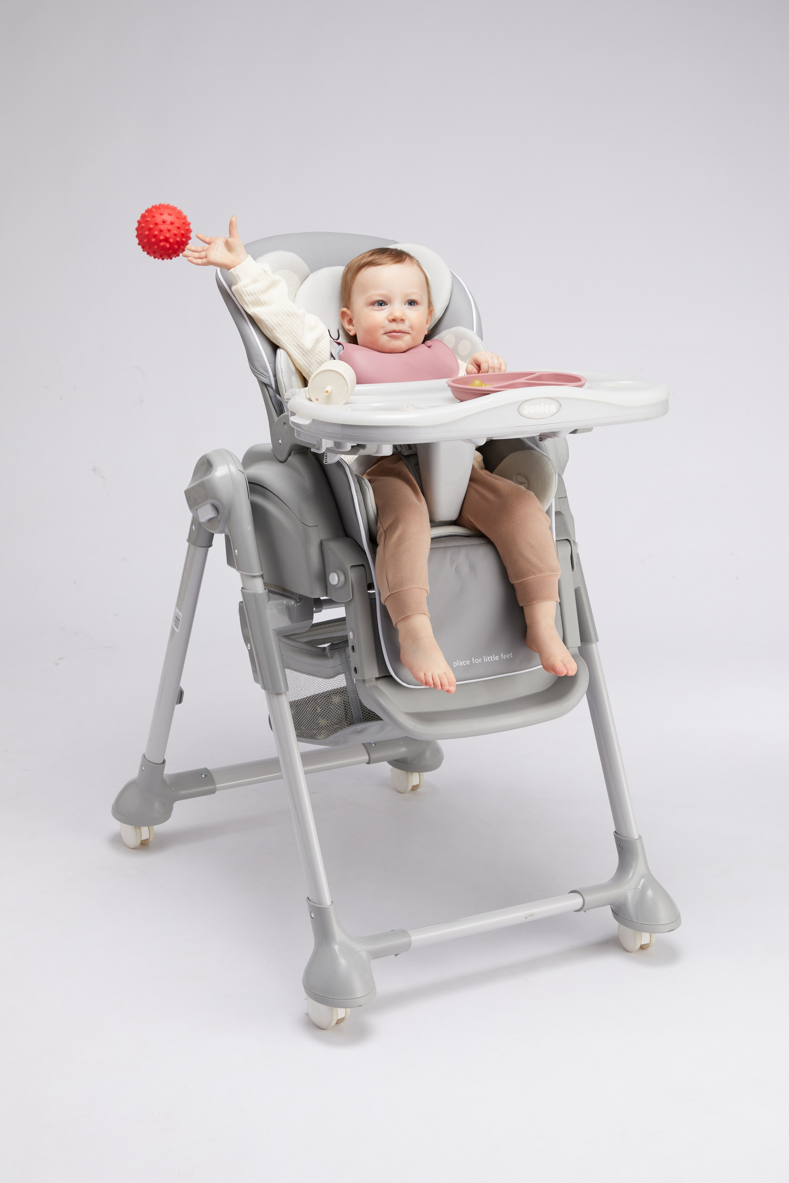 Стульчик для кормления Junion. Олег Дмитриев