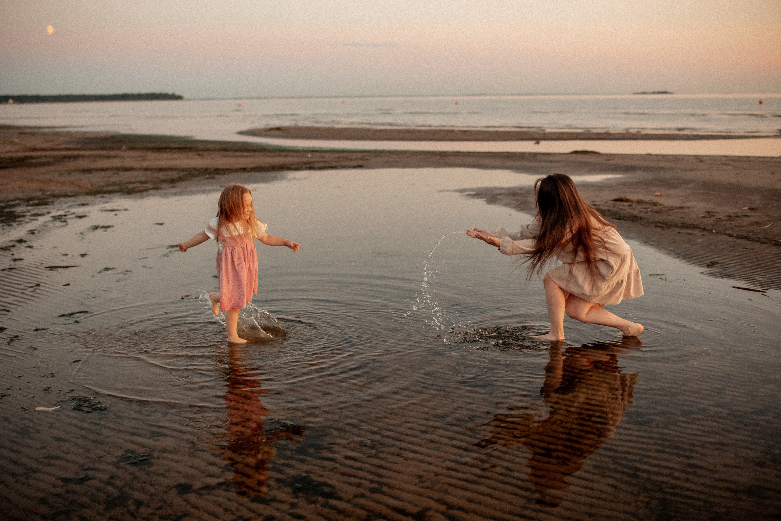 Андрей, Ксения и девочки. Свадебный и семейный фотограф в Санкт- Петербурге
