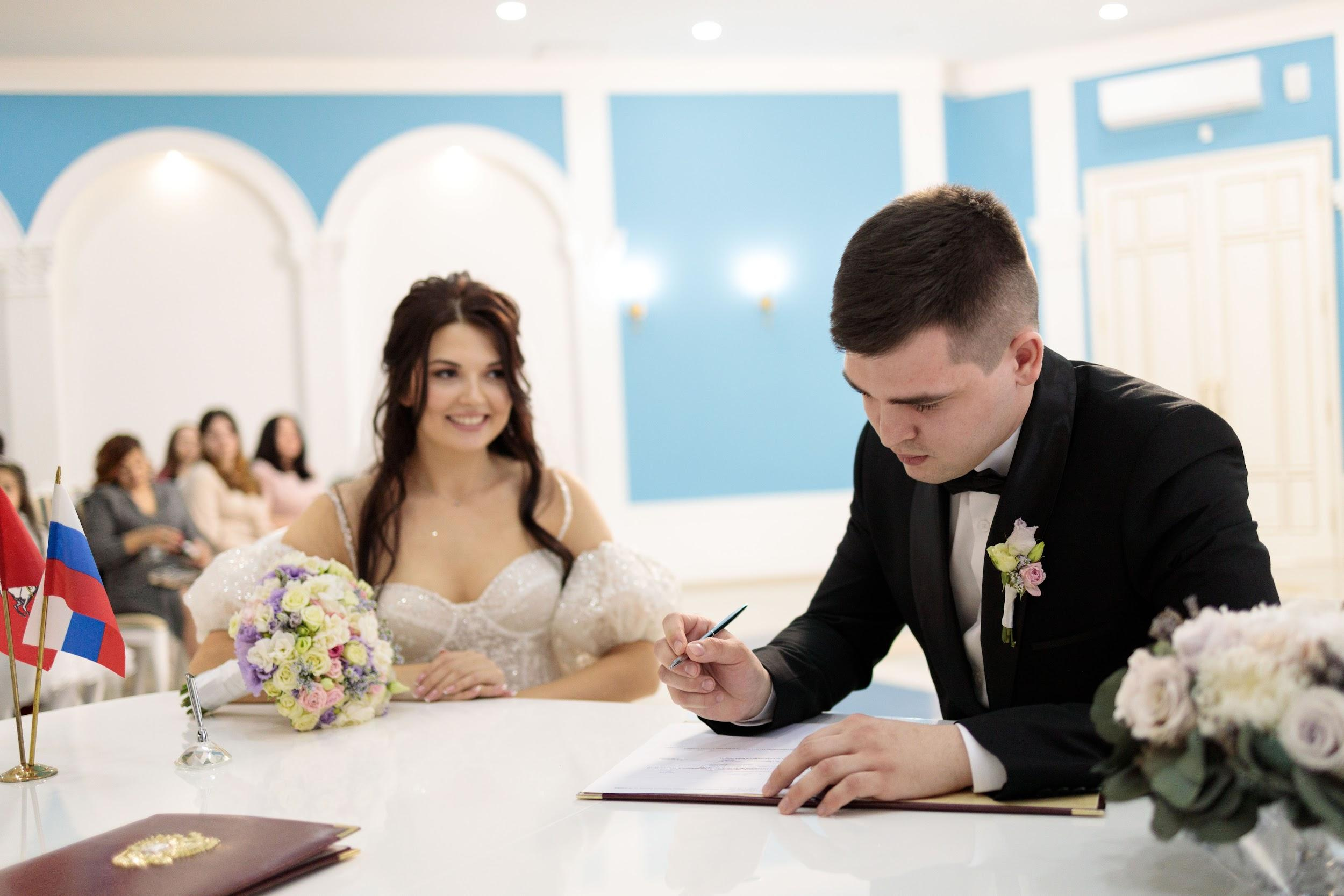 Хусейн и Кристина. Роспись и камерный ужин. Организация и координация свадебных и семейных торжеств