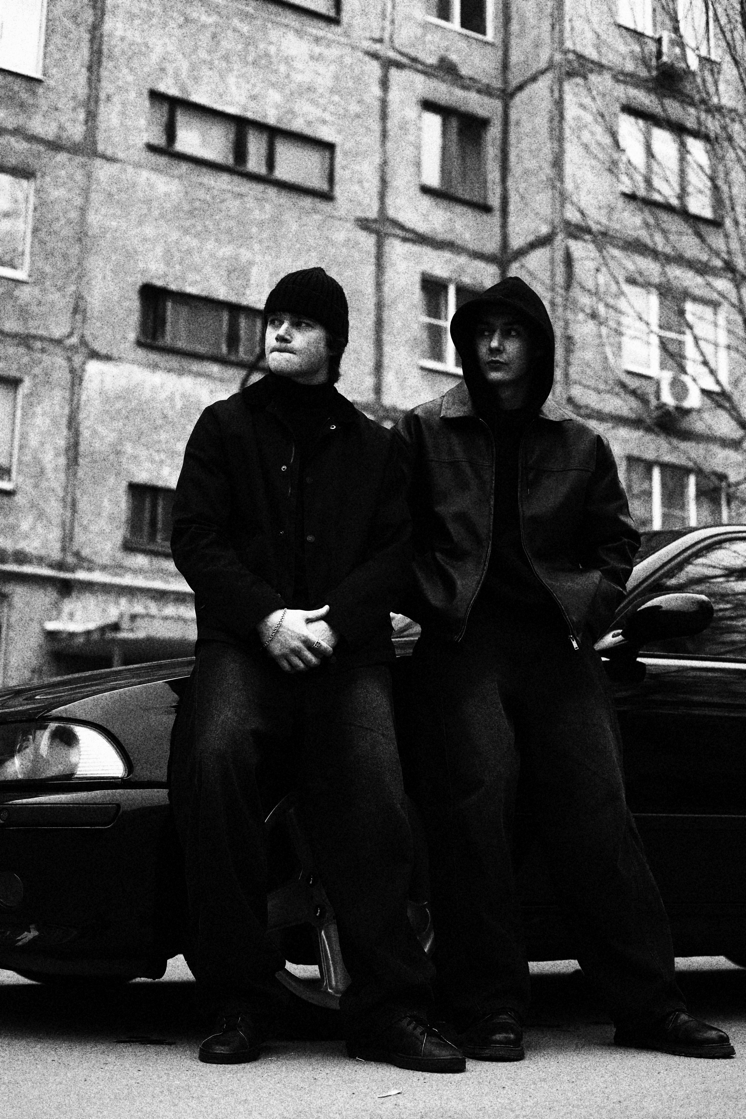 Богдан и Михаил. Портретный фотограф в Орле. Готовые фото за 3 дня! Помощь в позировании. Советы по организации