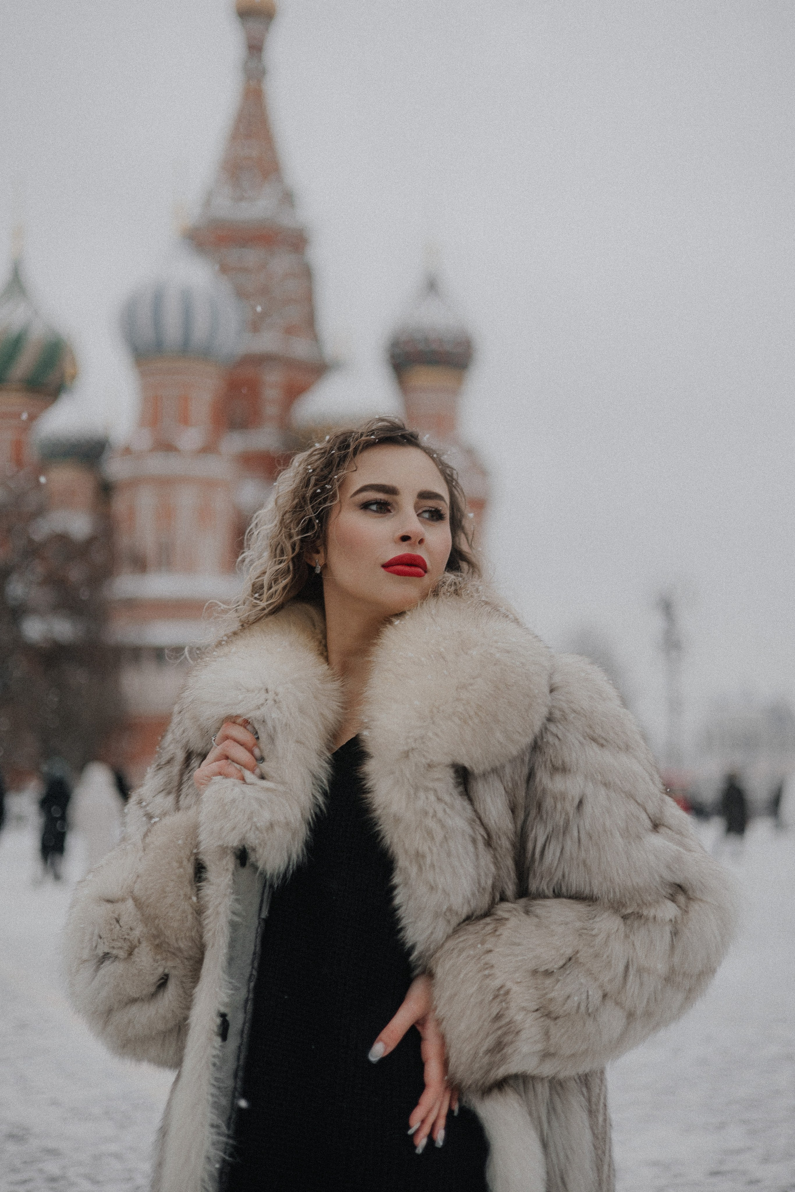 Фотосессия в стиле russian girl рашн герл под ключ в Москве. Креативная фотосессия Москва. Фотограф Москва. Фотосессия в Москве. Фотограф в Москве Валерия Рожкова