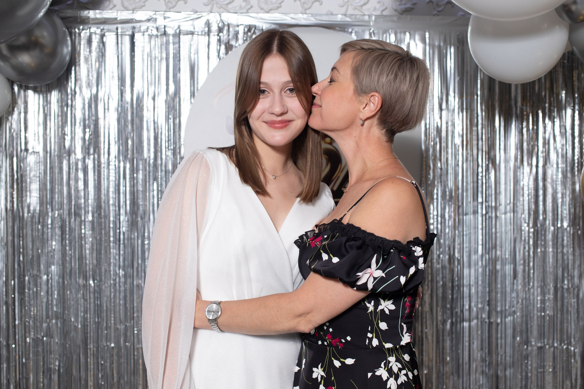 Выпускной 9-й класс. Репортажный, промышленный и маркетплейс-фотограф Дмитрий Чернат