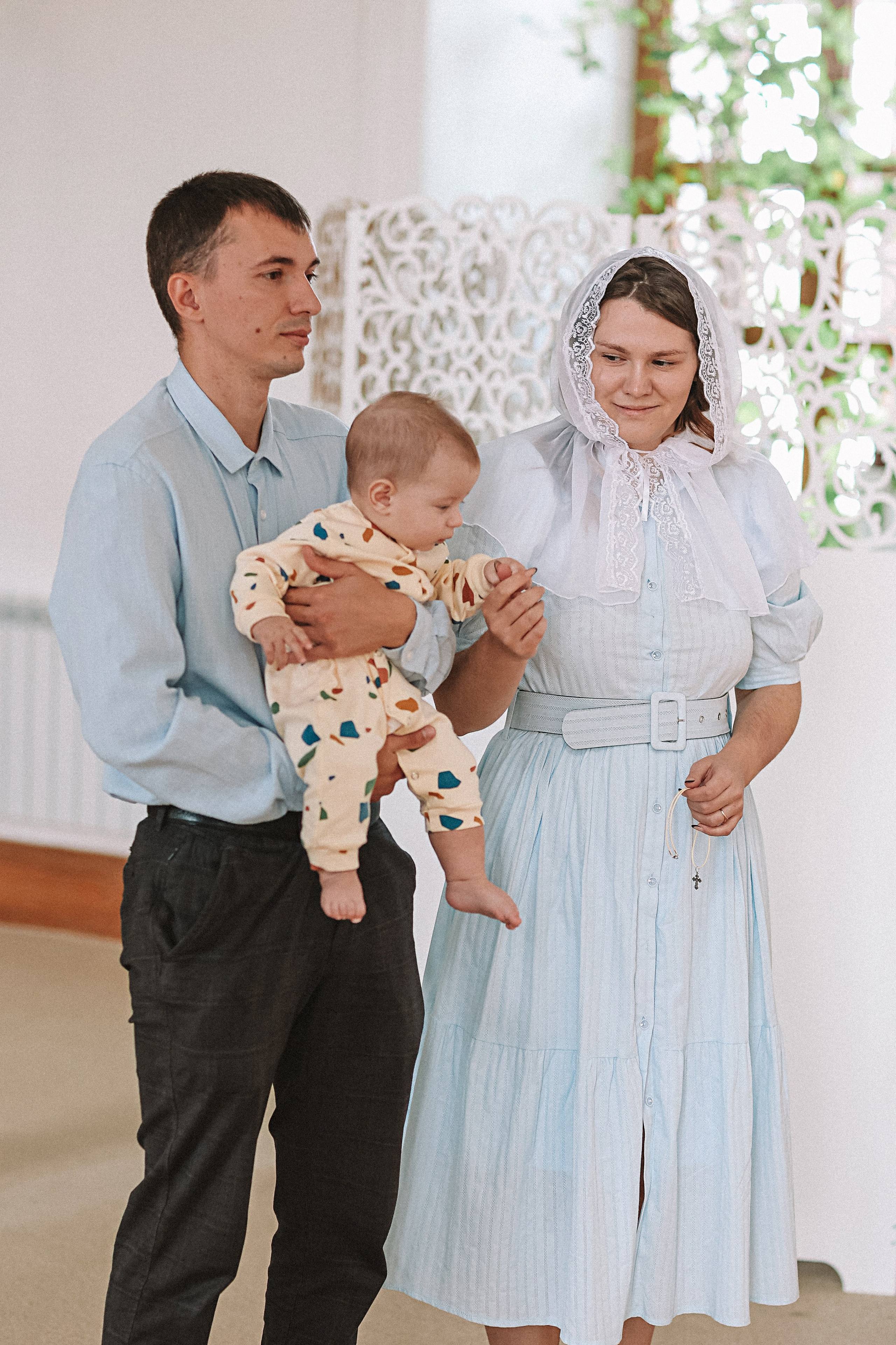 Крещение церковь около моста влюбленных. Семейный фотограф Тюмень, фотограф на роды Салмина Мария